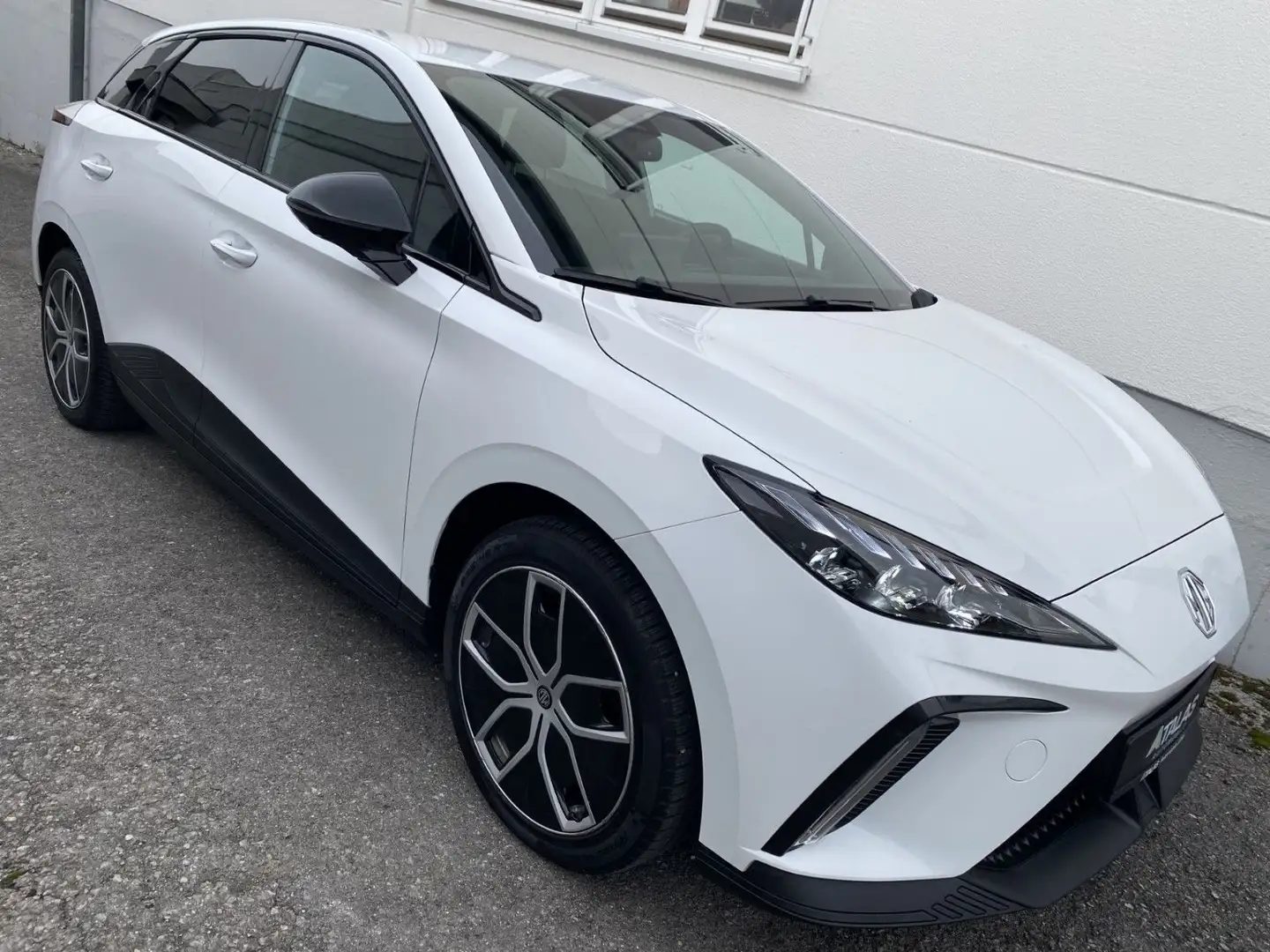 MG MG4 Luxury Line**360°-Kamera** Blanc - 1