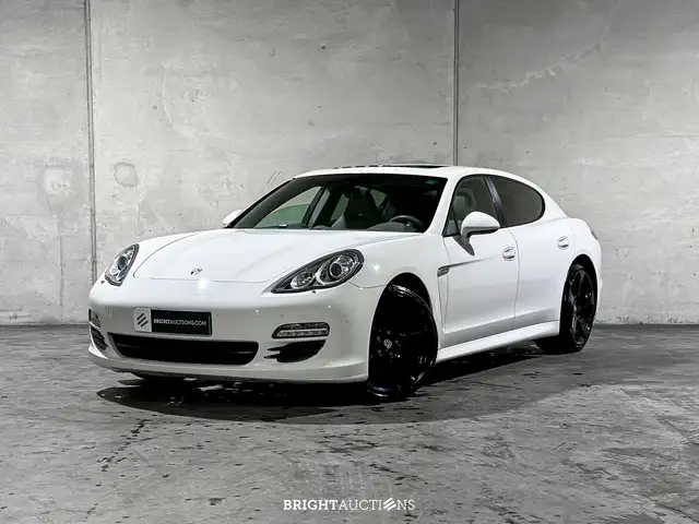 Porsche Panamera 4S 4.8 V8