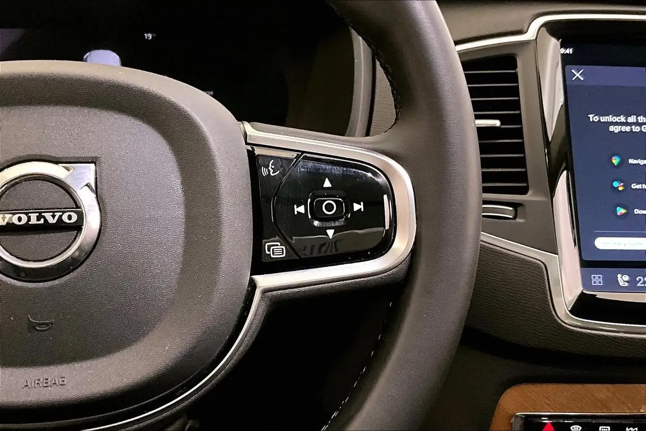 Volvo XC90 снимка Volvo XC90