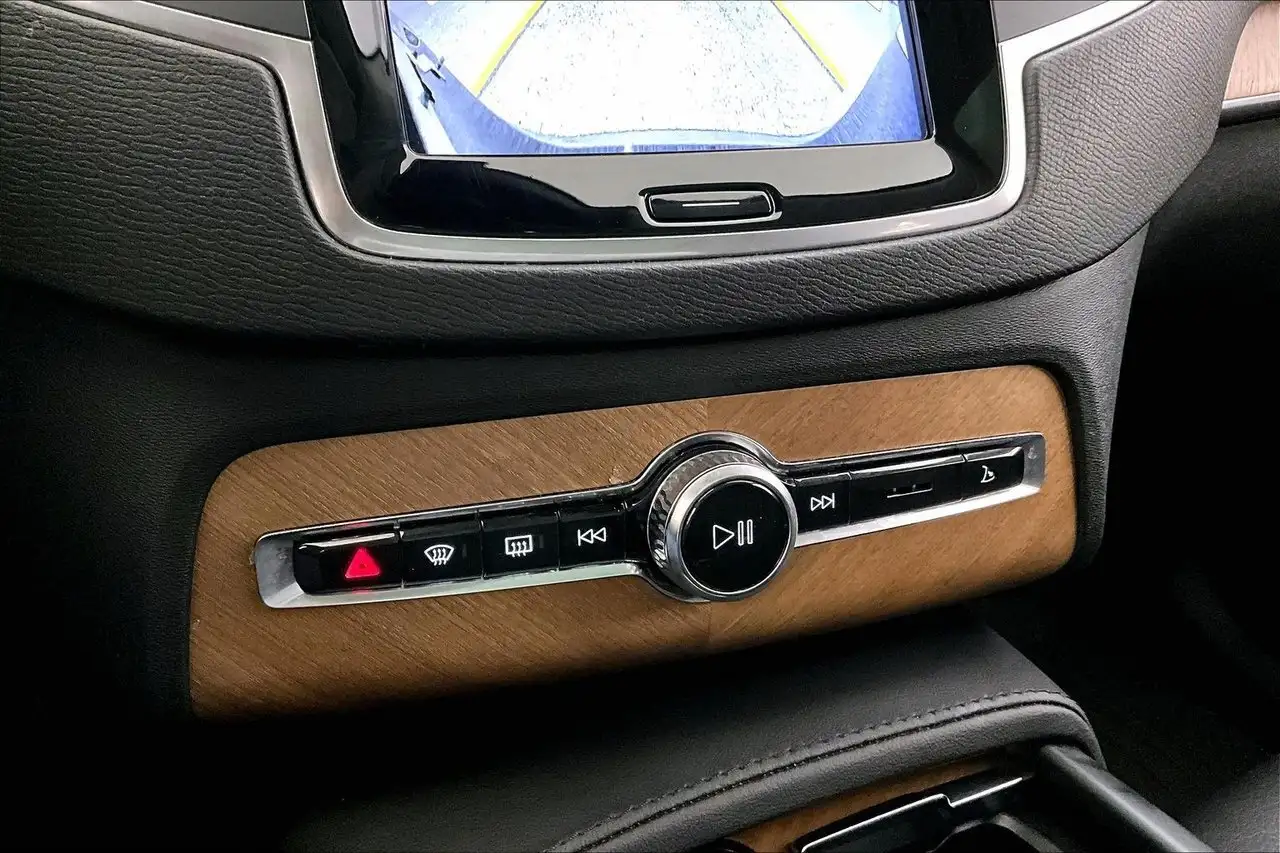Volvo XC90 снимка Volvo XC90