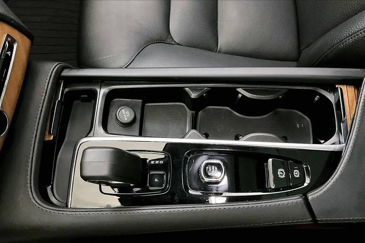 Volvo XC90 снимка Volvo XC90