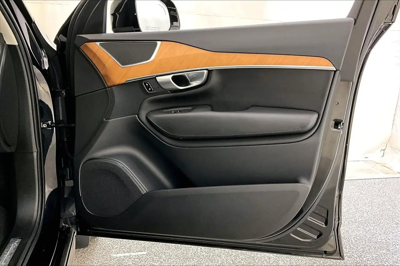 Volvo XC90 снимка Volvo XC90