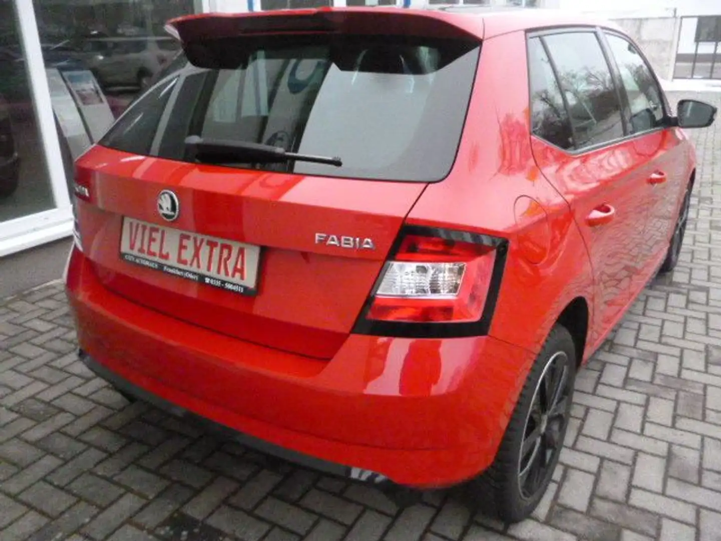 Skoda Fabia 1.2l TSI 66kW Monte Carlo 1.HAND Rot - 2