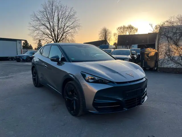 CUPRA Tavascan 250 kW 4Drive VZ PANO 360° MATRIX HEAD