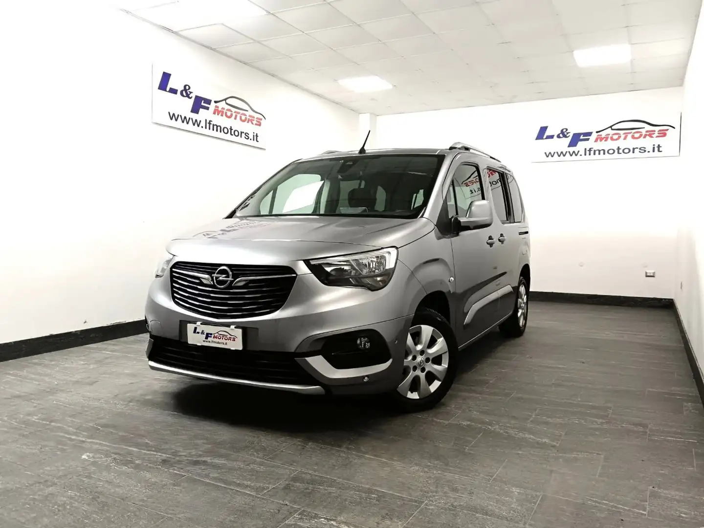 Opel Combo Life 1.5D 100 CV MT5 S&S Innovation Gris - 1