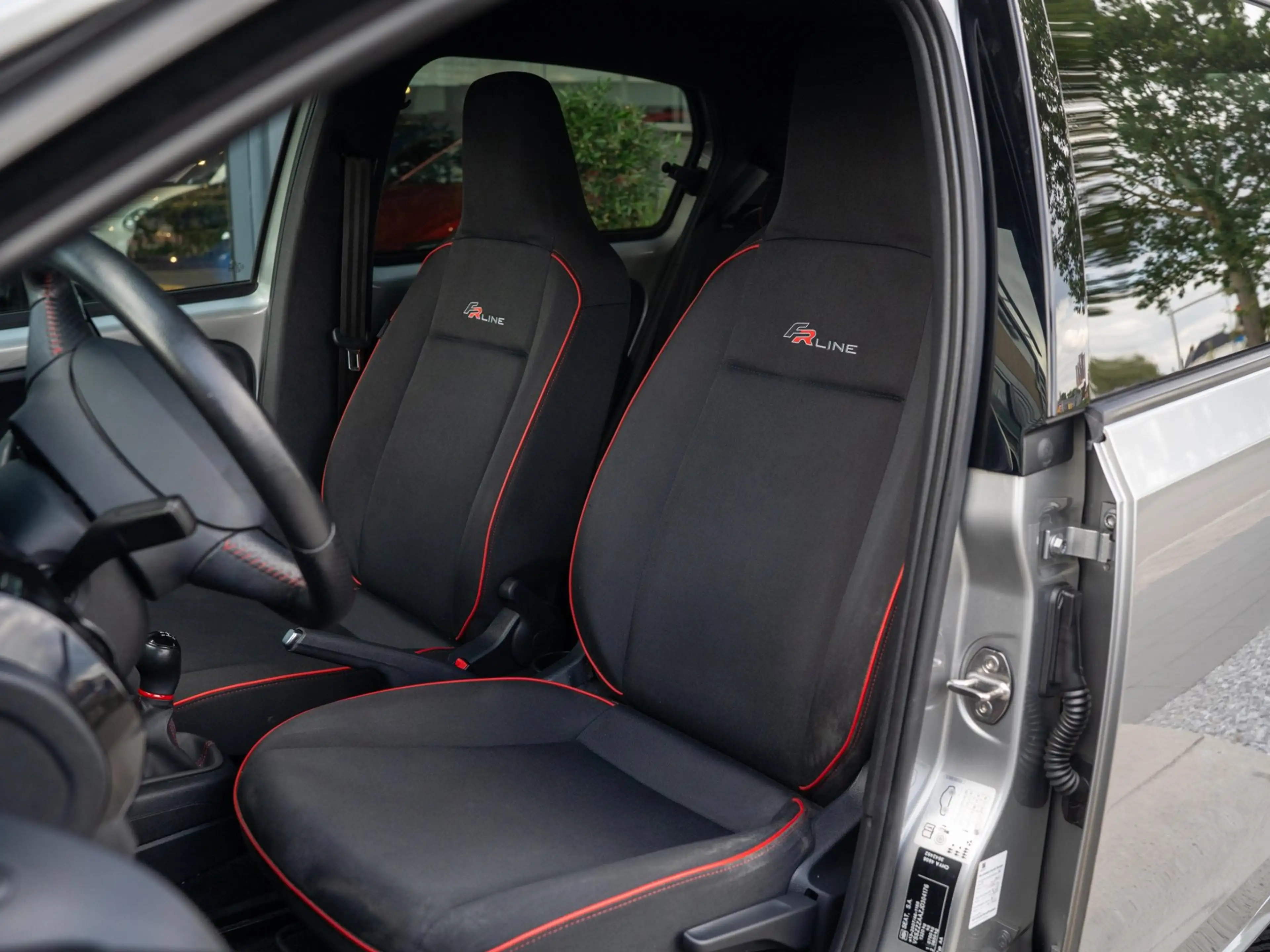 SEAT Mii 1.0 FR Intense / Stoelverwarming / Lichtmetaal / Z — photo 8