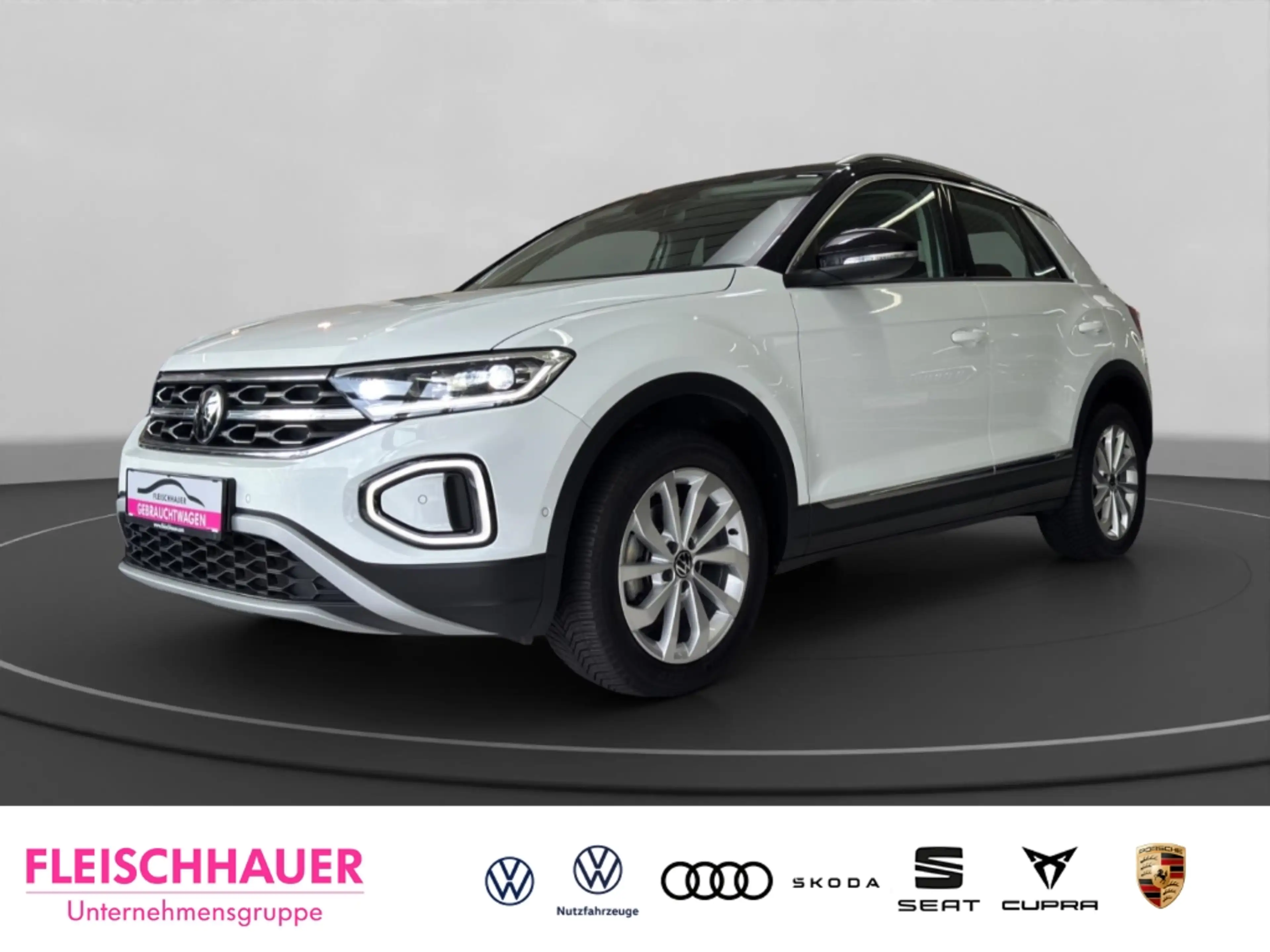 Volkswagen T-Roc Style 1.5 TSI LED+ACC+PANO+NAVI+RFK+BUSINESS+SHZ+D