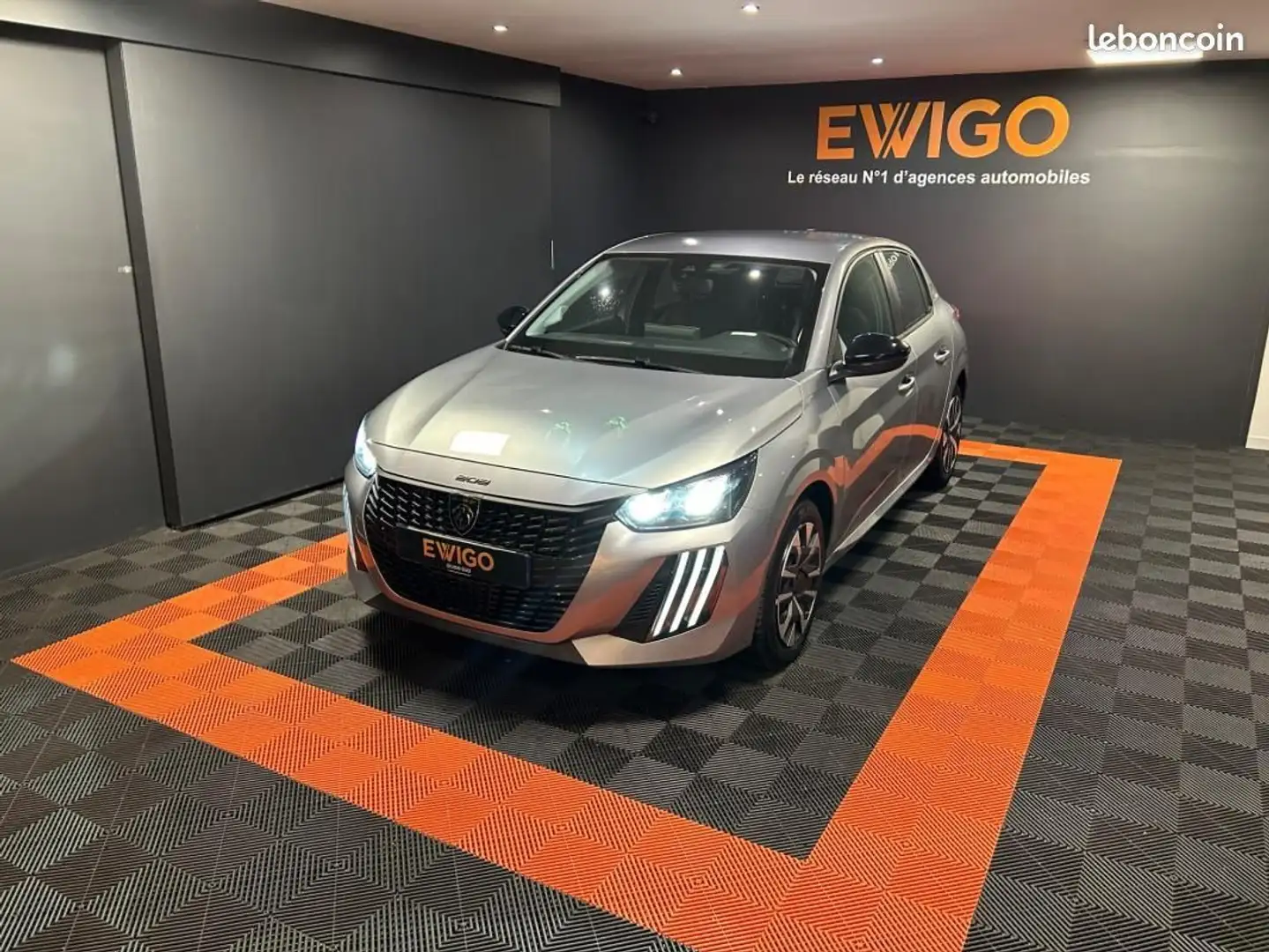 Peugeot 208 HYBRID 100 E-DCS6 STYLE Gris - 1