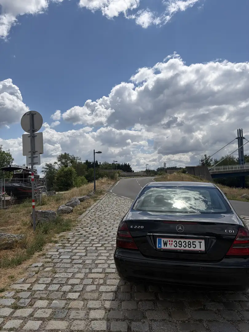 Mercedes-Benz E 220 Classic CDI Sequentronic - 2