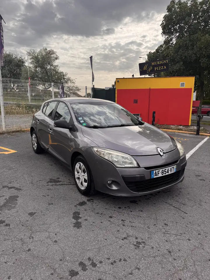 Renault Megane Berline — photo 2