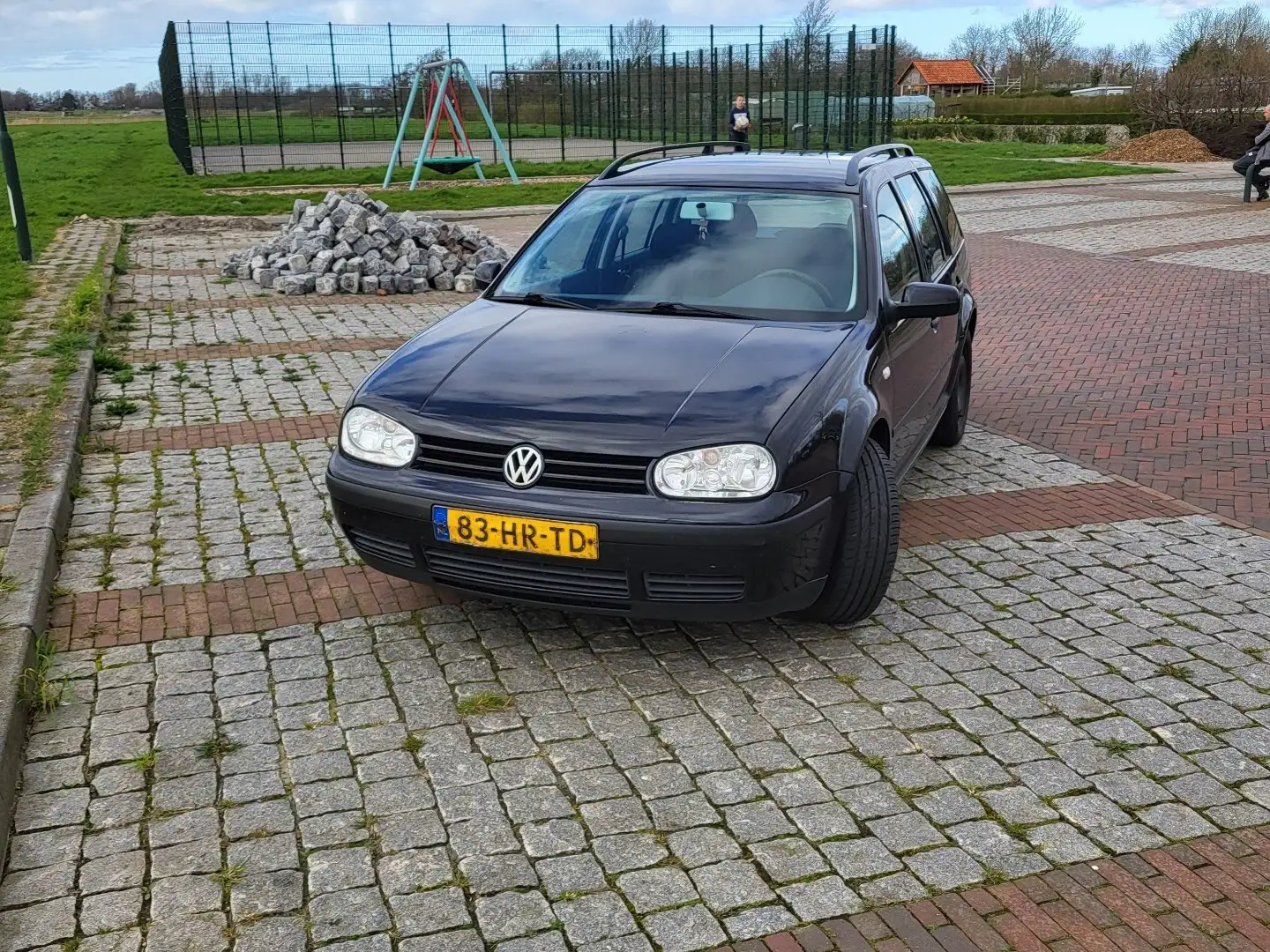 Volkswagen Golf 1.6-16V Trendline Zwart - 1