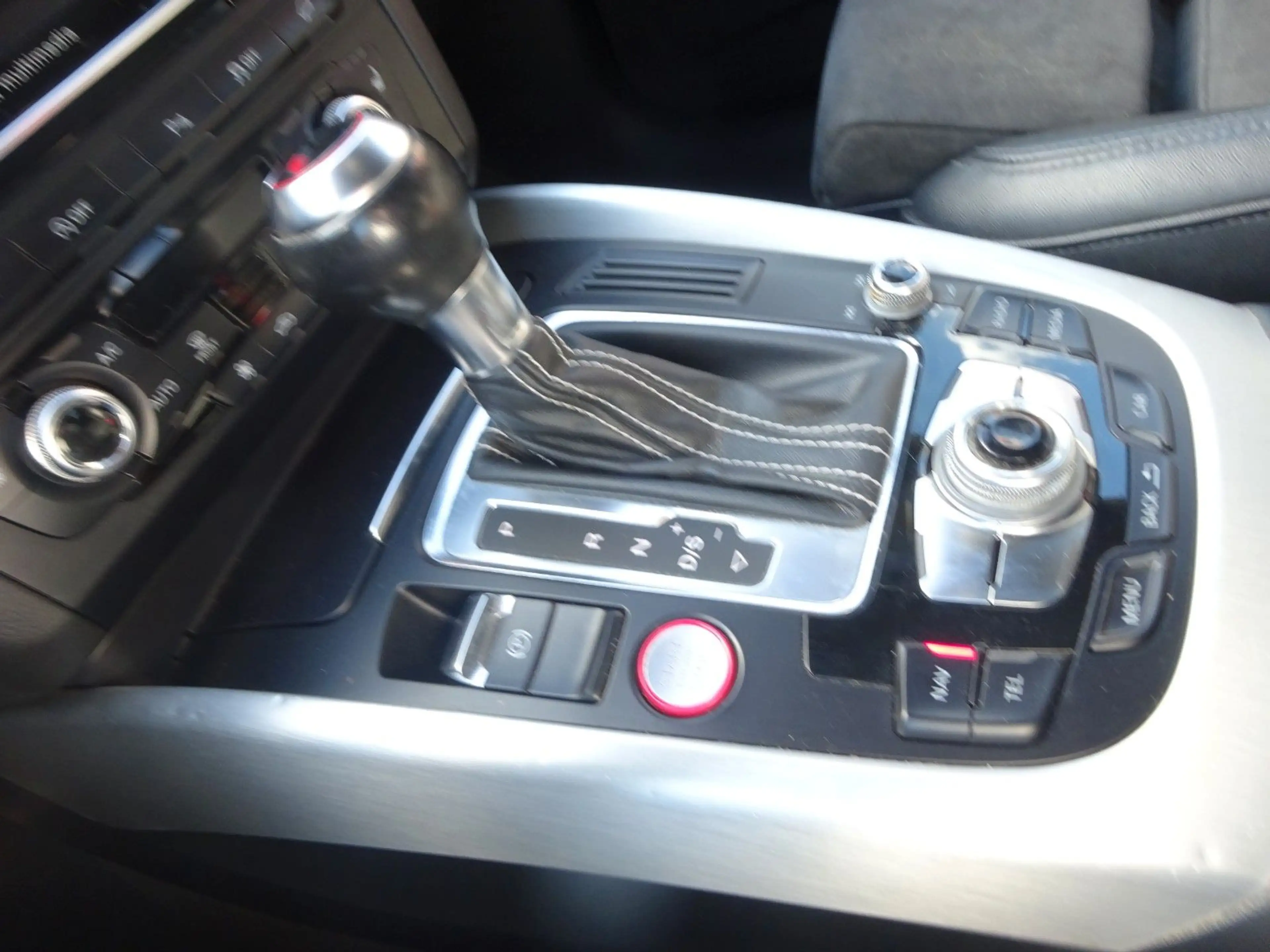 Audi SQ5 3.0 TDI quattro/EURO 6/NAVI — photo 4
