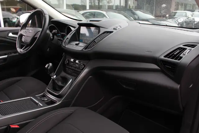 Ford Kuga view 12