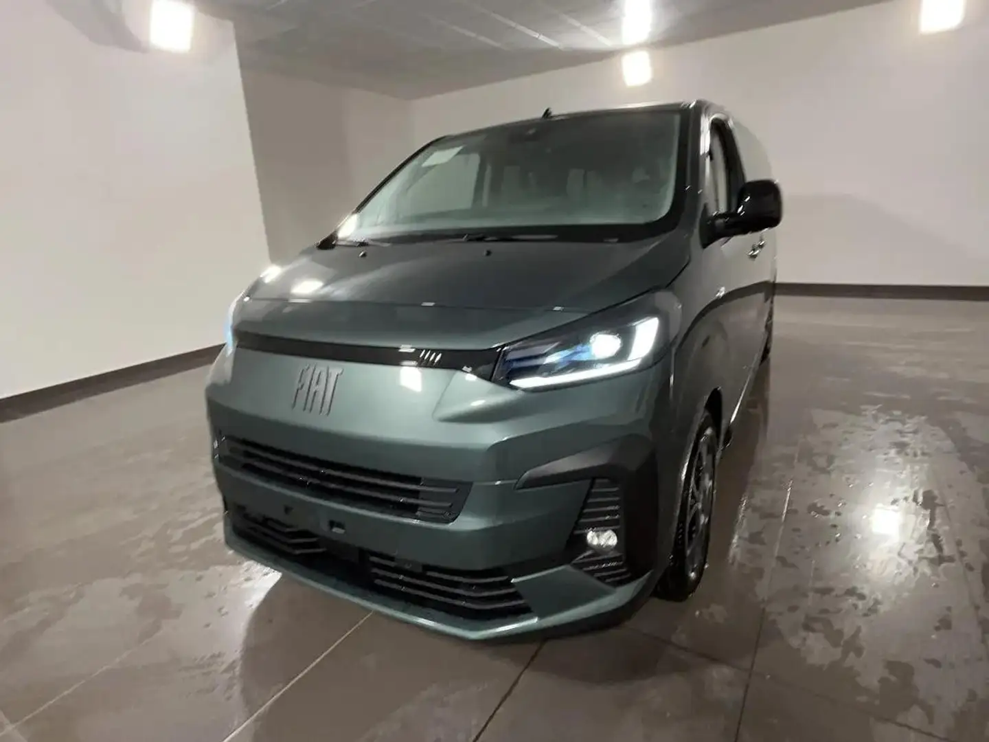 Fiat Ulysse Ulysse Automat. Omolog. M1 2.0 bluehdi 180cv L3H1 - 2