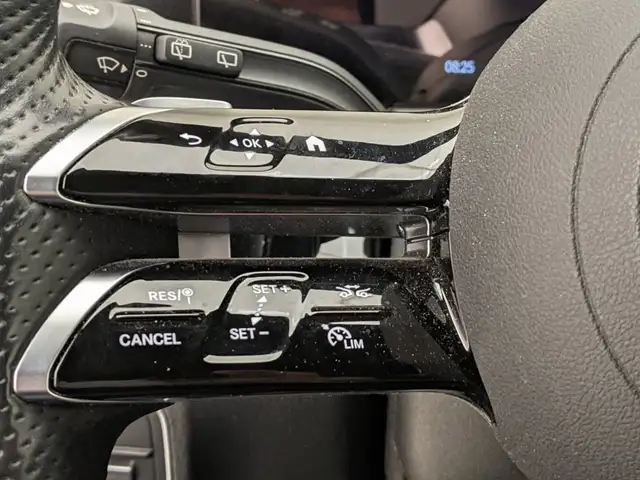 Mercedes-Benz B-Class view 10