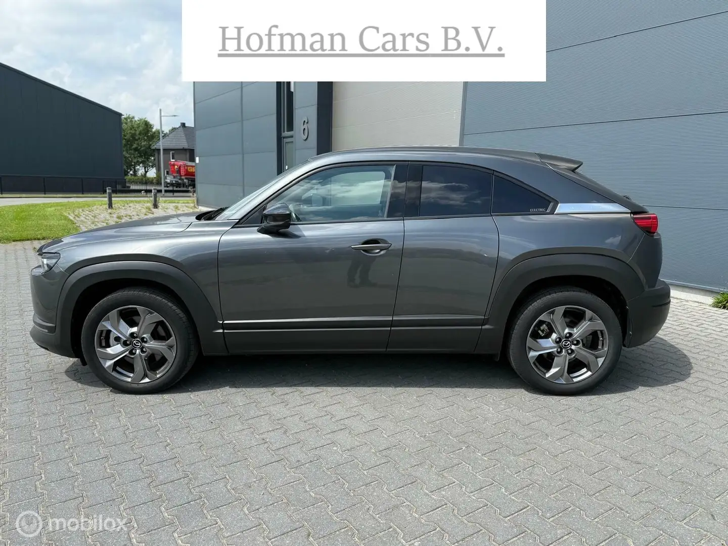 Mazda MX-30 e-SkyActiv 145 Luxury 36 kWh HUD NAVI Incl. BTW Grijs - 2