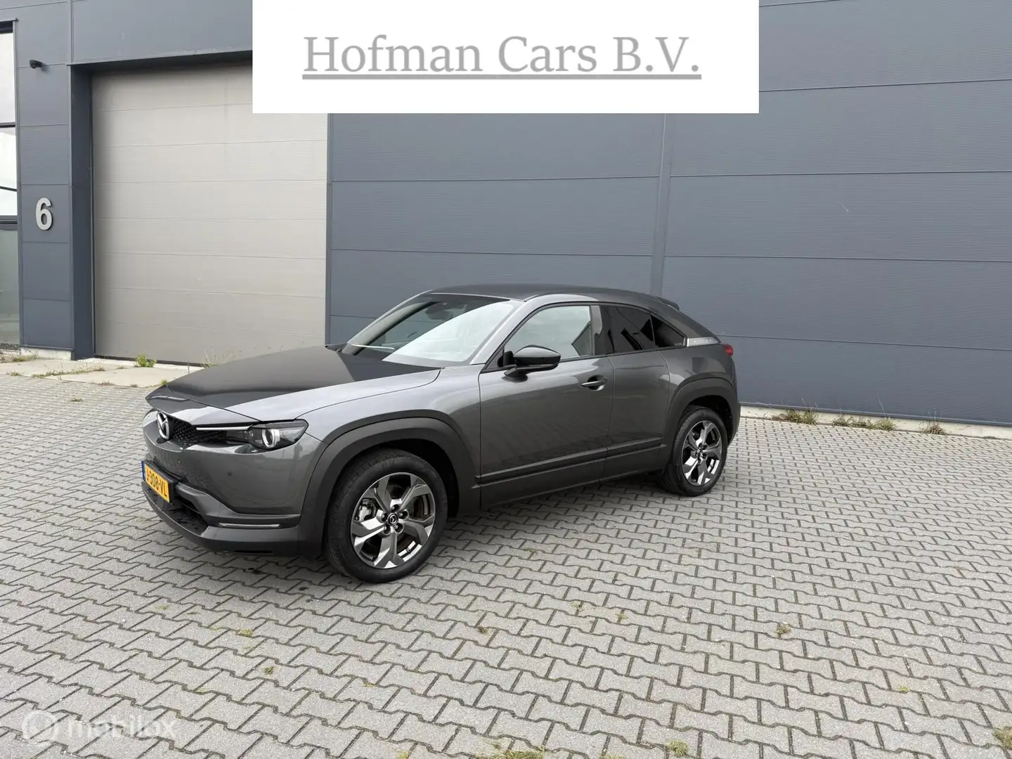Mazda MX-30 e-SkyActiv 145 Luxury 36 kWh HUD NAVI Incl. BTW Grau - 2