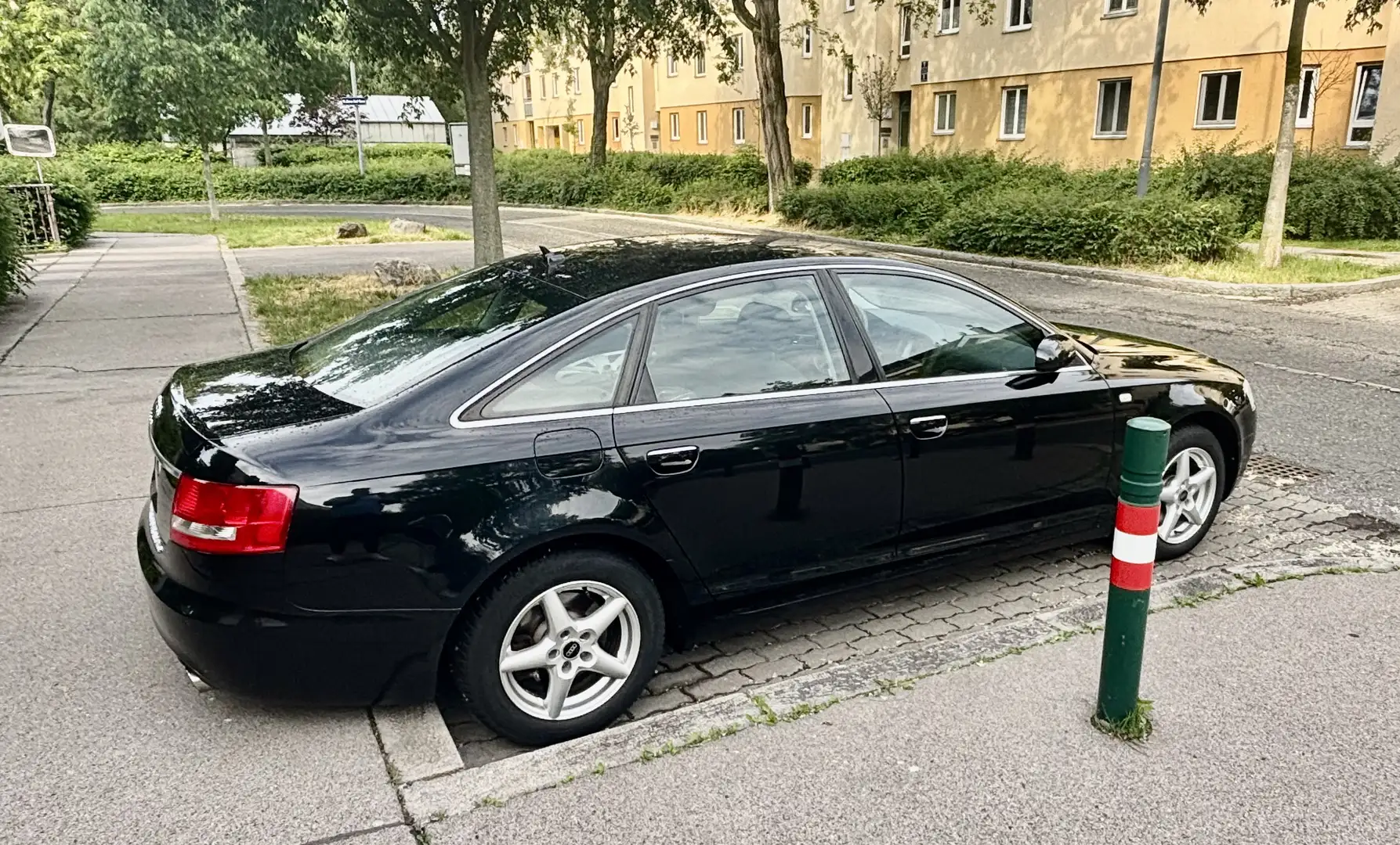 Audi A6 2,4 V6 - 2