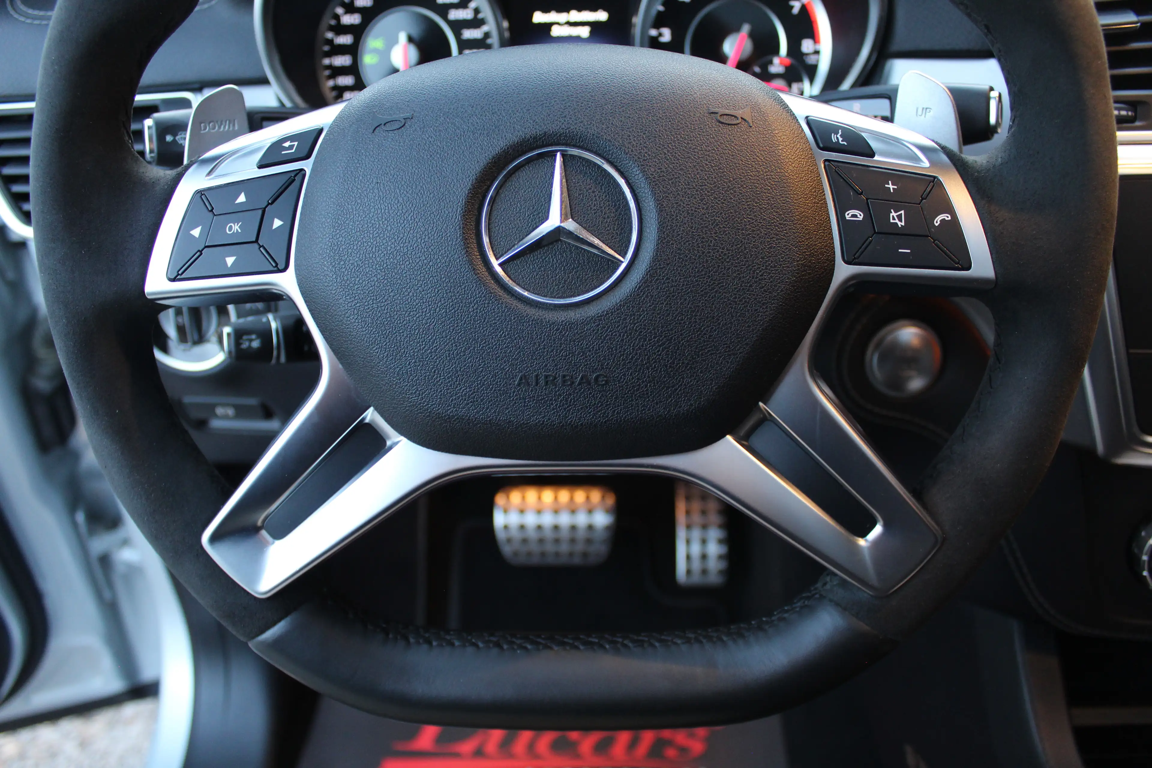 Mercedes-Benz GL 63 AMG GL 63 AMG 4Matic Aut 7SITZ*PANO*AHK*VOll* — photo 10