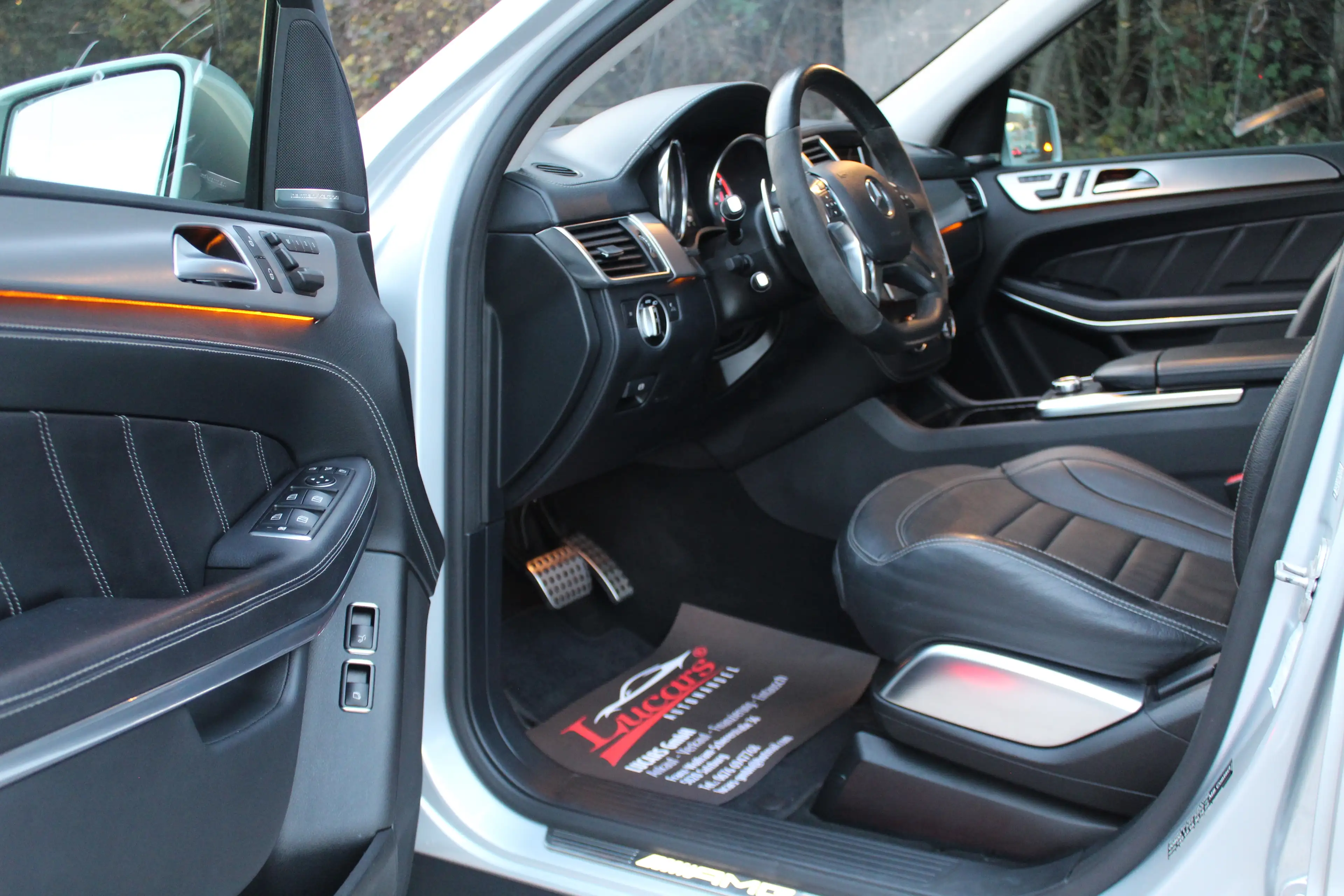 Mercedes-Benz GL 63 AMG GL 63 AMG 4Matic Aut 7SITZ*PANO*AHK*VOll* — photo 7