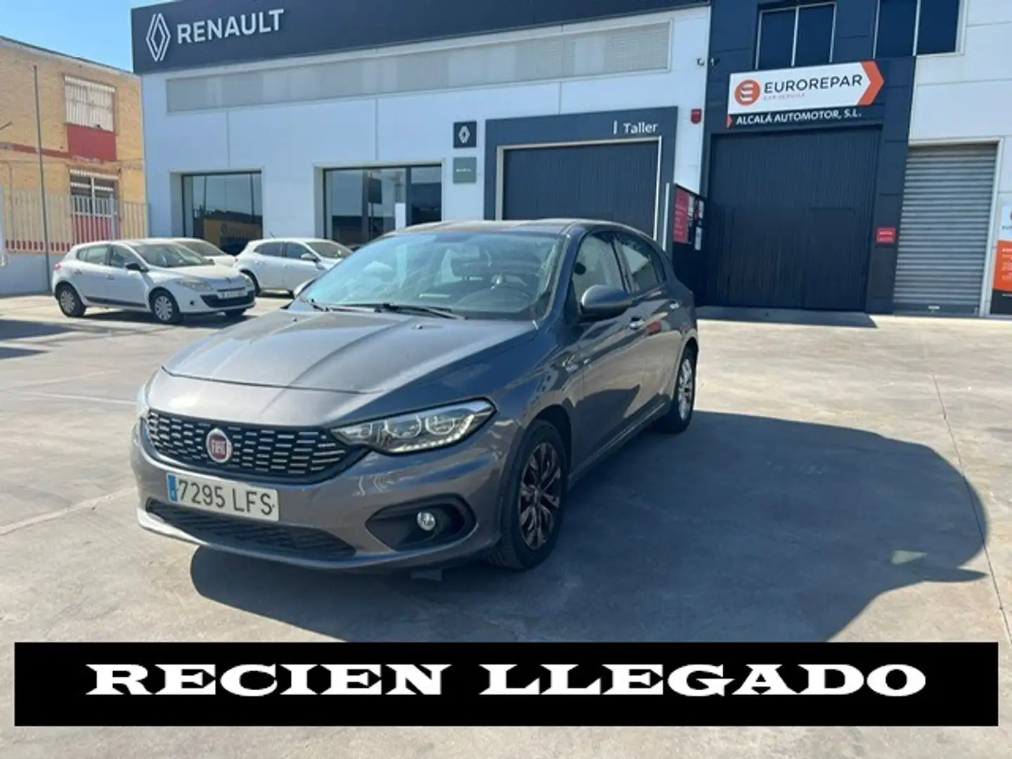Fiat Tipo 1.3 Multijet II Lounge Gris - 1