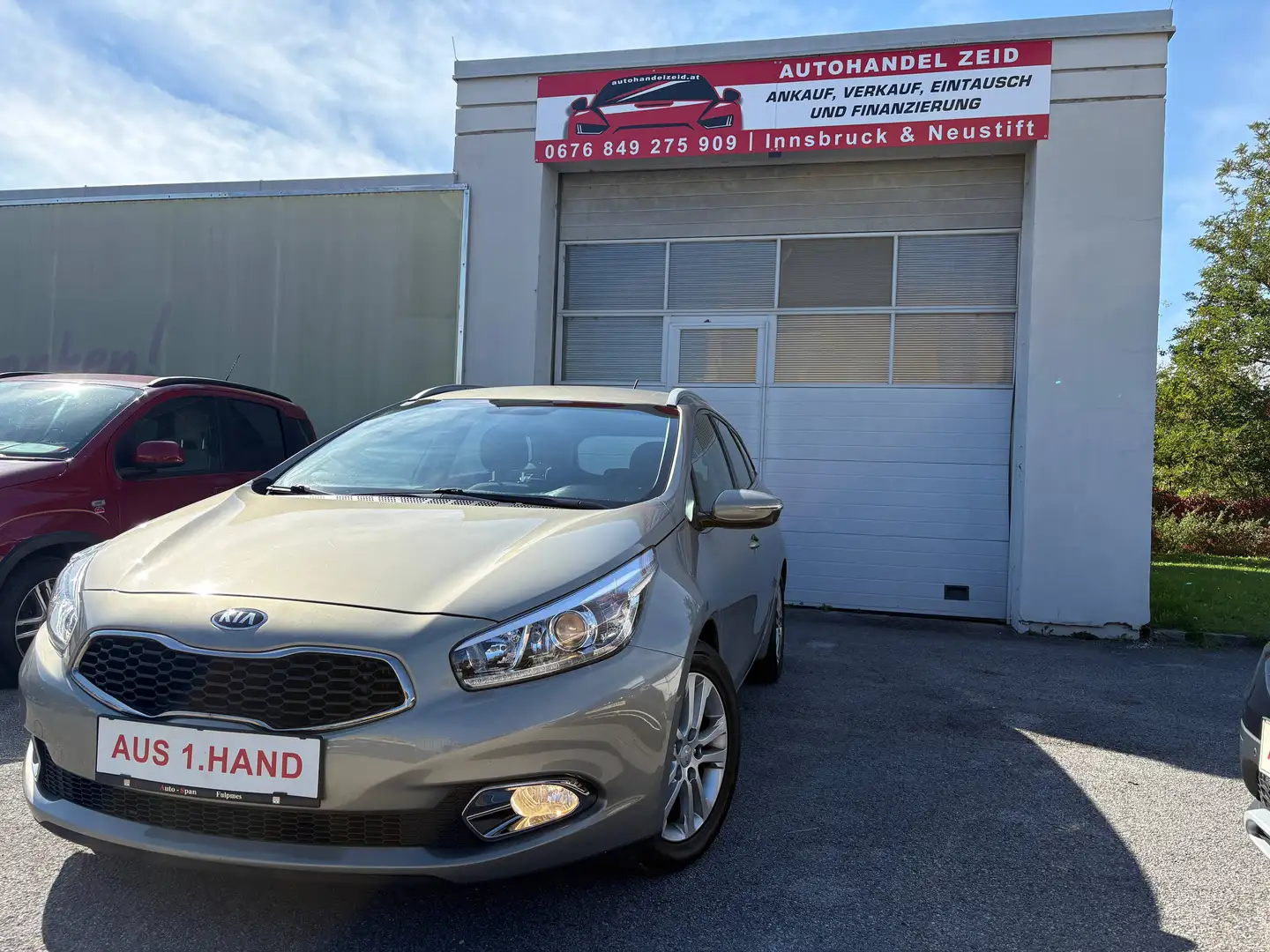Kia Ceed SW / cee'd SW cee'd SW 1,4 CRDi Österreich Edition Österreich Edition Beige - 1