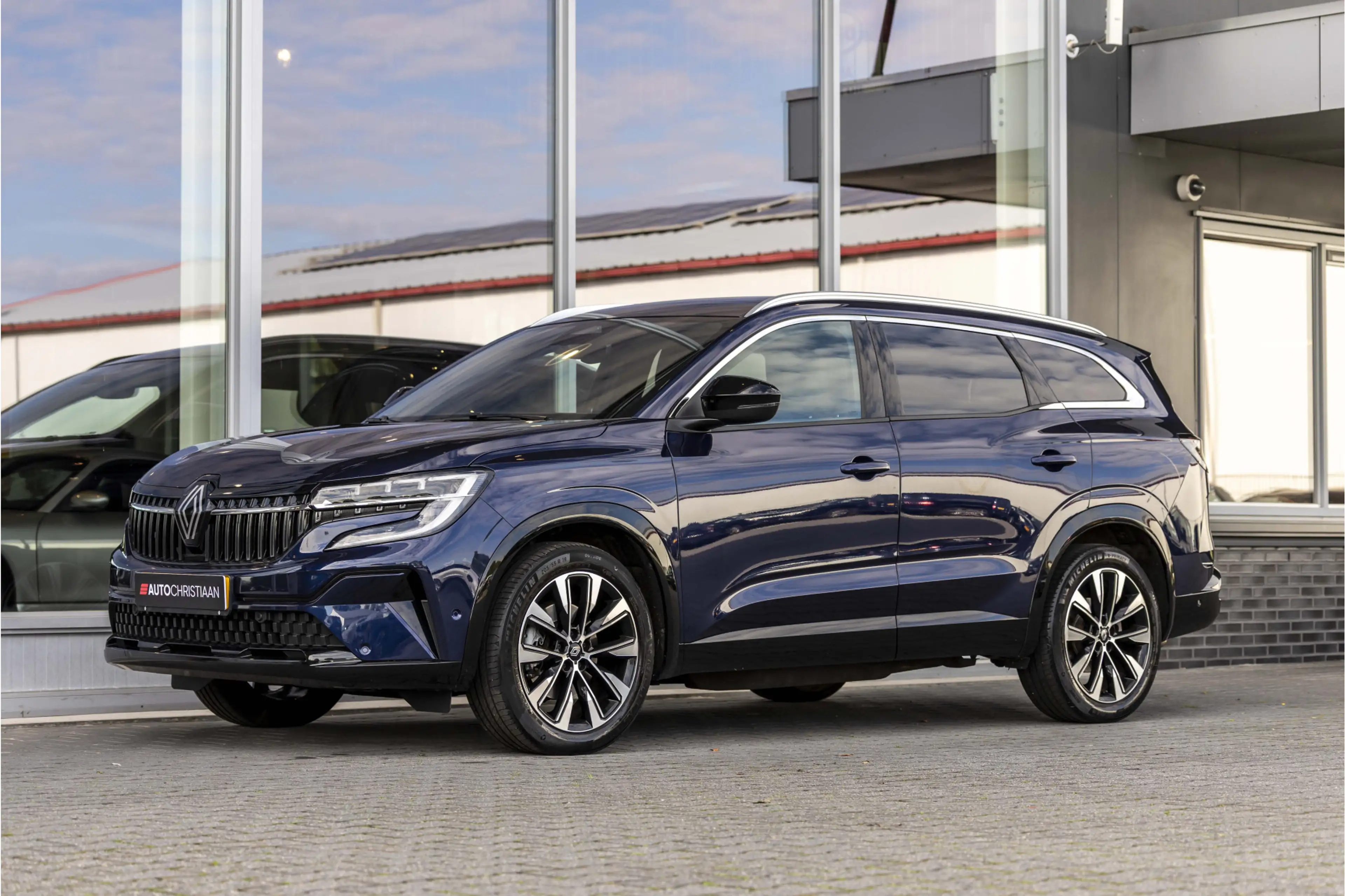 Renault Espace E-Tech full hybrid 200 techno 7p. | Trekhaak | Cam — photo 14