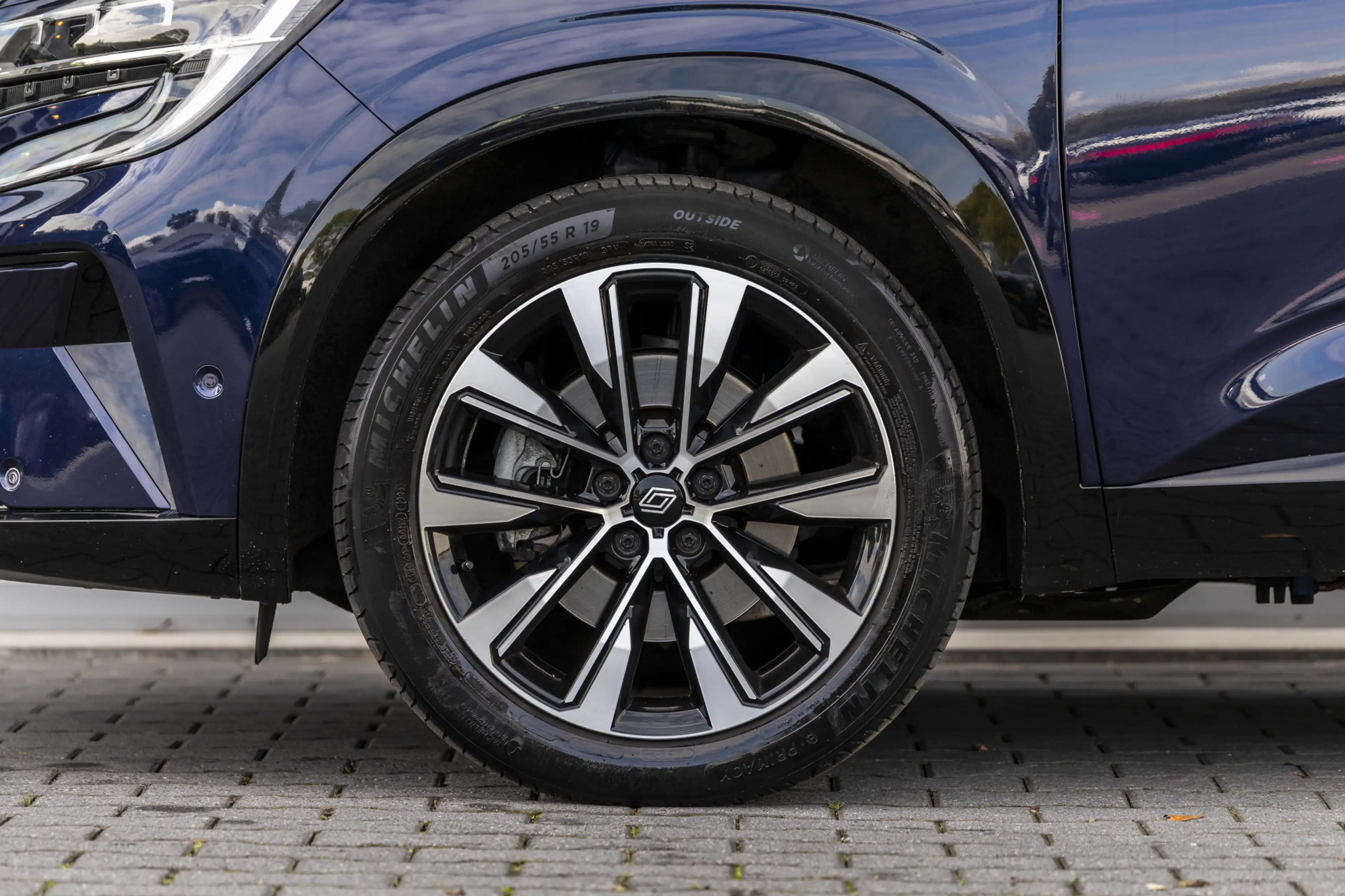 Renault Espace E-Tech full hybrid 200 techno 7p. | Trekhaak | Cam — photo 19
