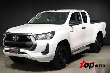 HILUX 2.4 Extra Cab GANCIO SOLO 34000KM!