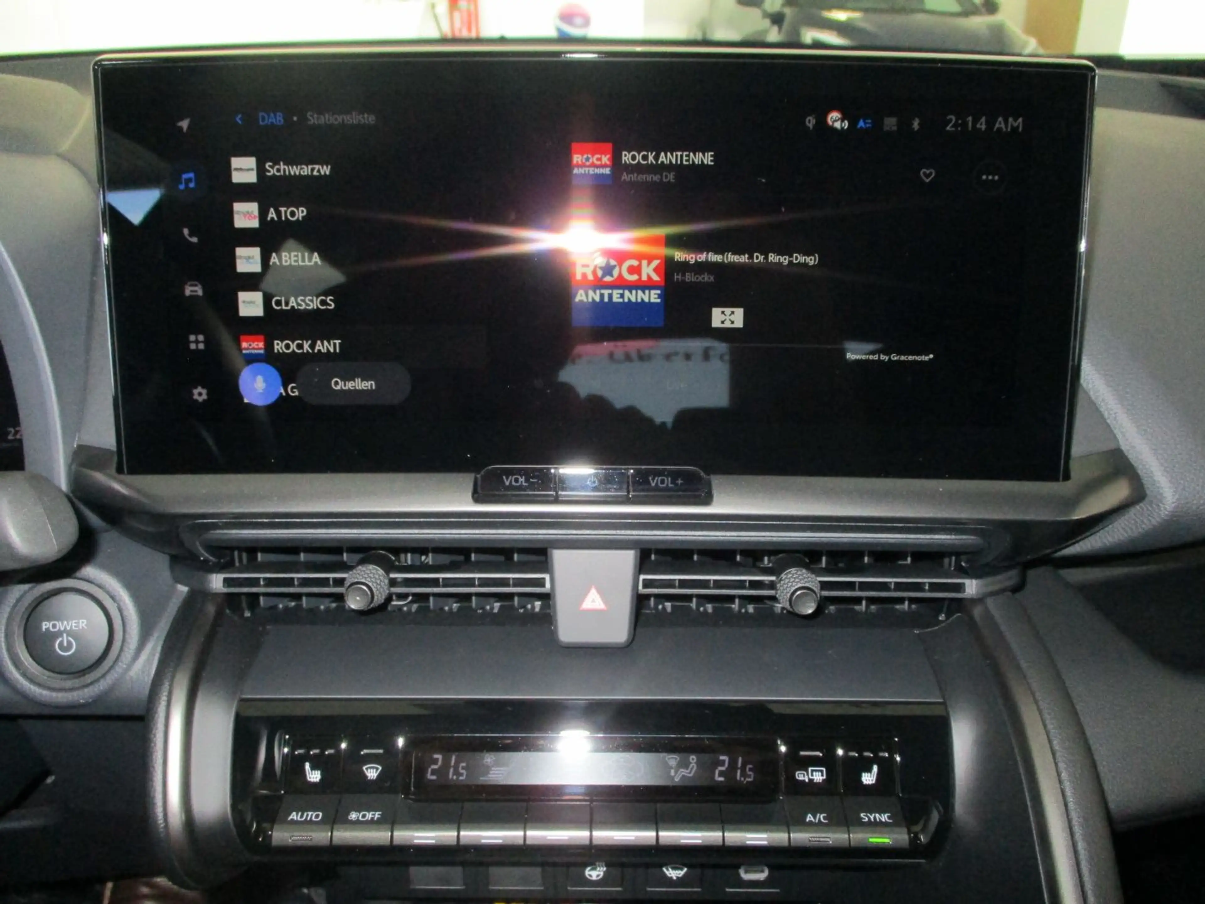 Toyota C-HR 2.0 Plug-in Hybrid Team D LED, Kamera, Navi — photo 13