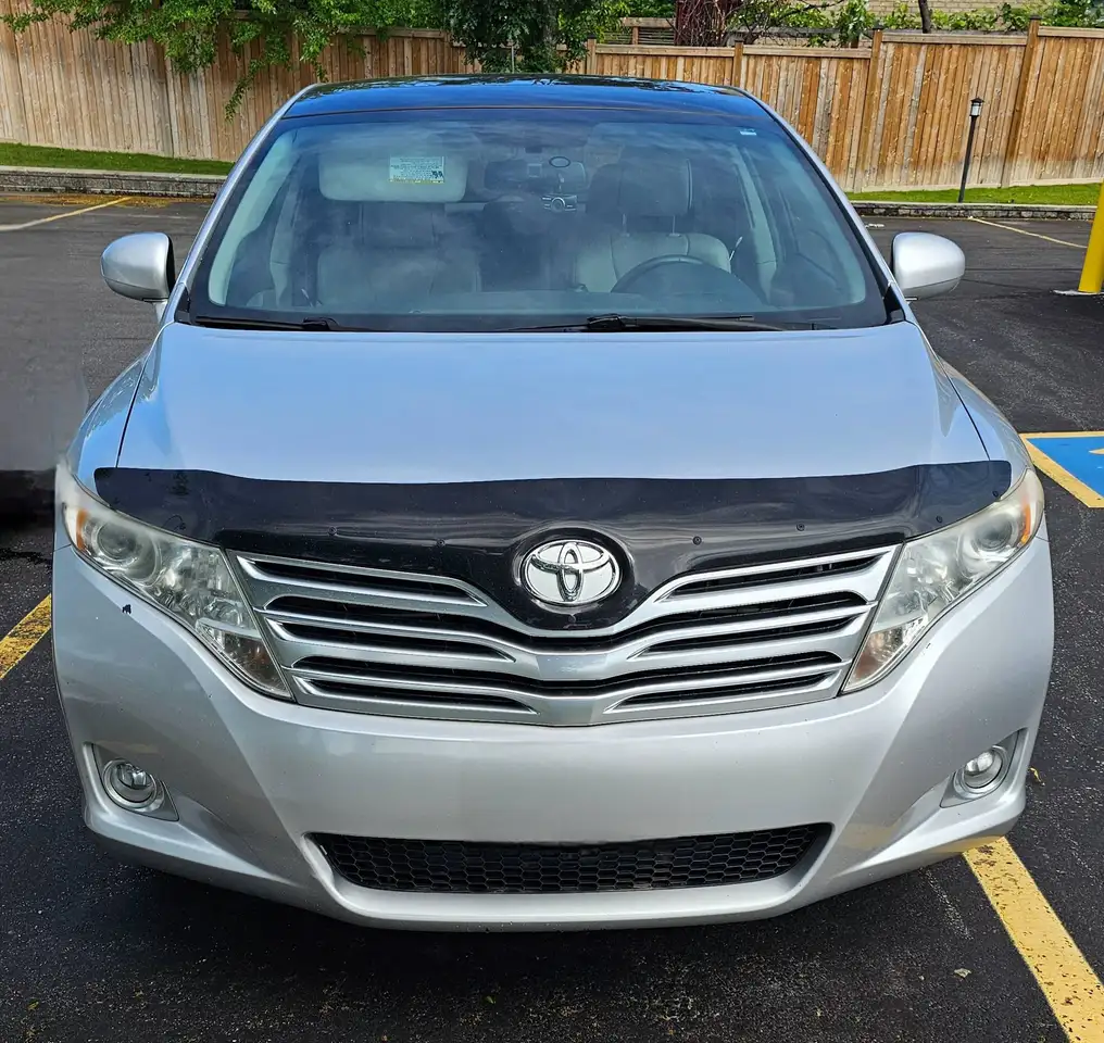 Toyota Venza photo Toyota Venza