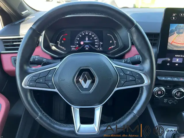 Renault Clio view 24