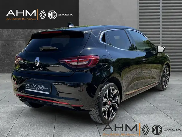 Renault Clio view 2