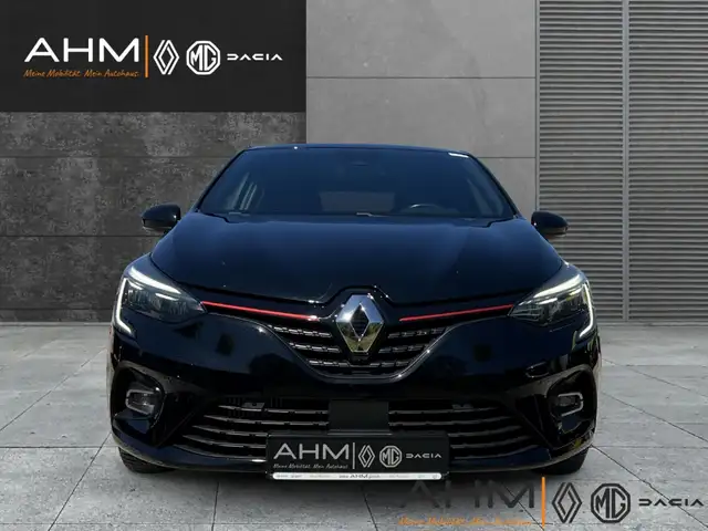 Renault Clio view 3