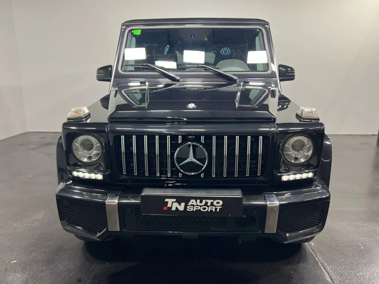 Mercedes-Benz G 63 AMG Largo Aut. Noir - 2