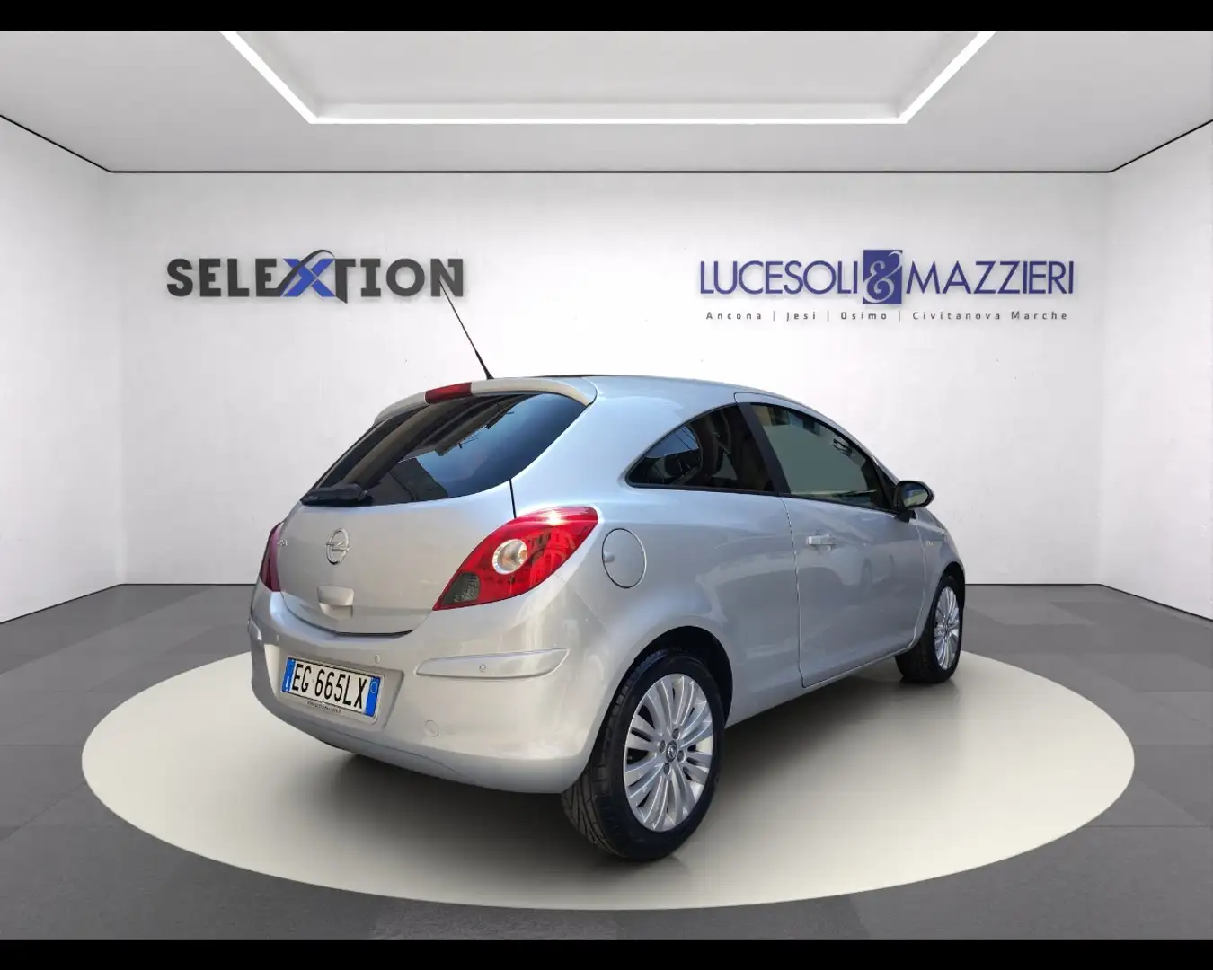Opel Corsa 4ª serie - Corsa 1.2 3 porte Club Bianco - 2