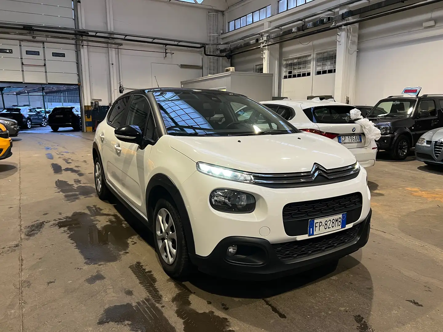 Citroen C3 C3 III  1.6 bluehdi Live s leggere la descrizione Blanc - 2