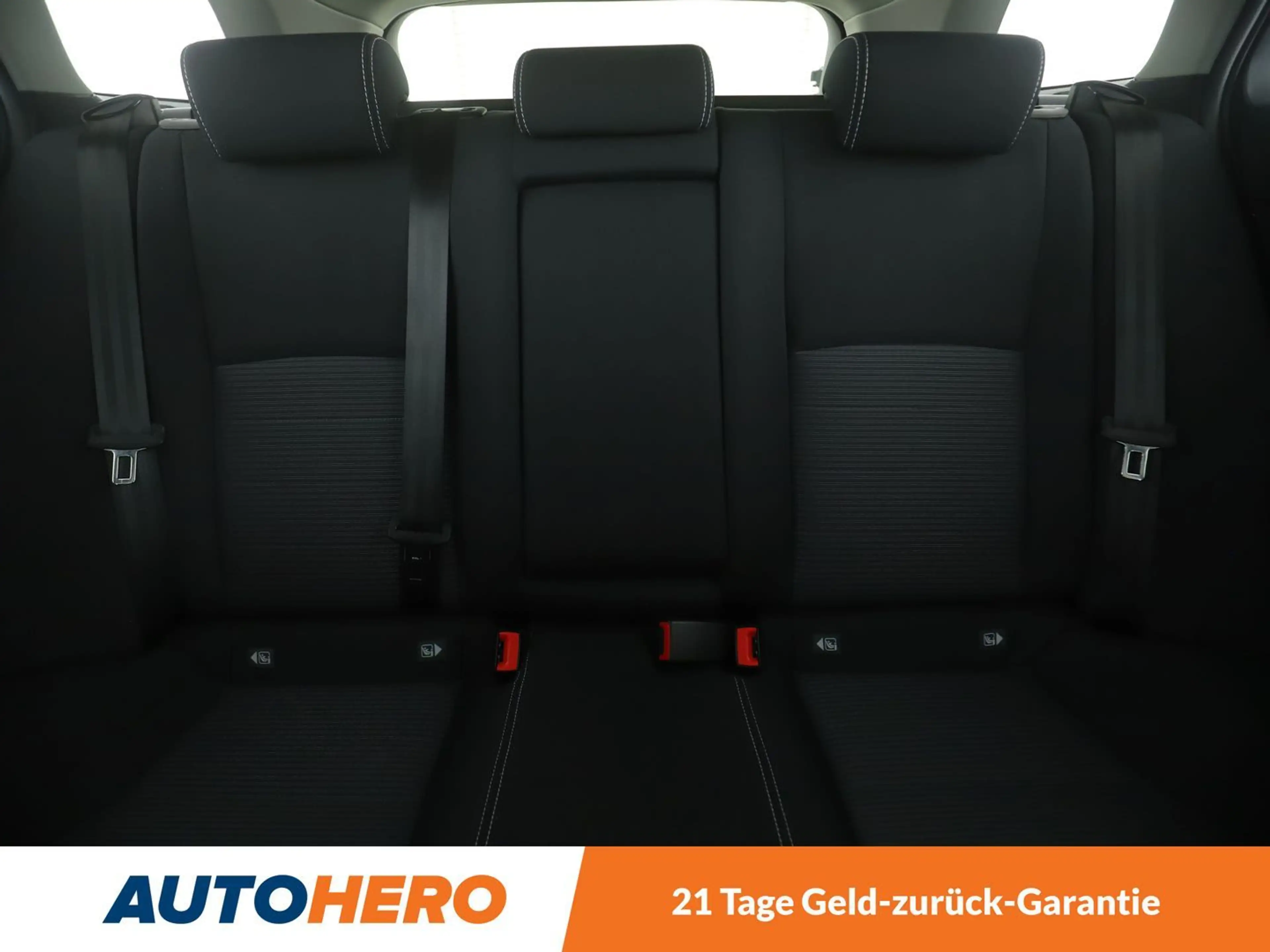 Toyota Avensis 1.8 Edition-S*NAVI*LED*TEMPO*CAM*SHZ*KLIMA* — photo 15