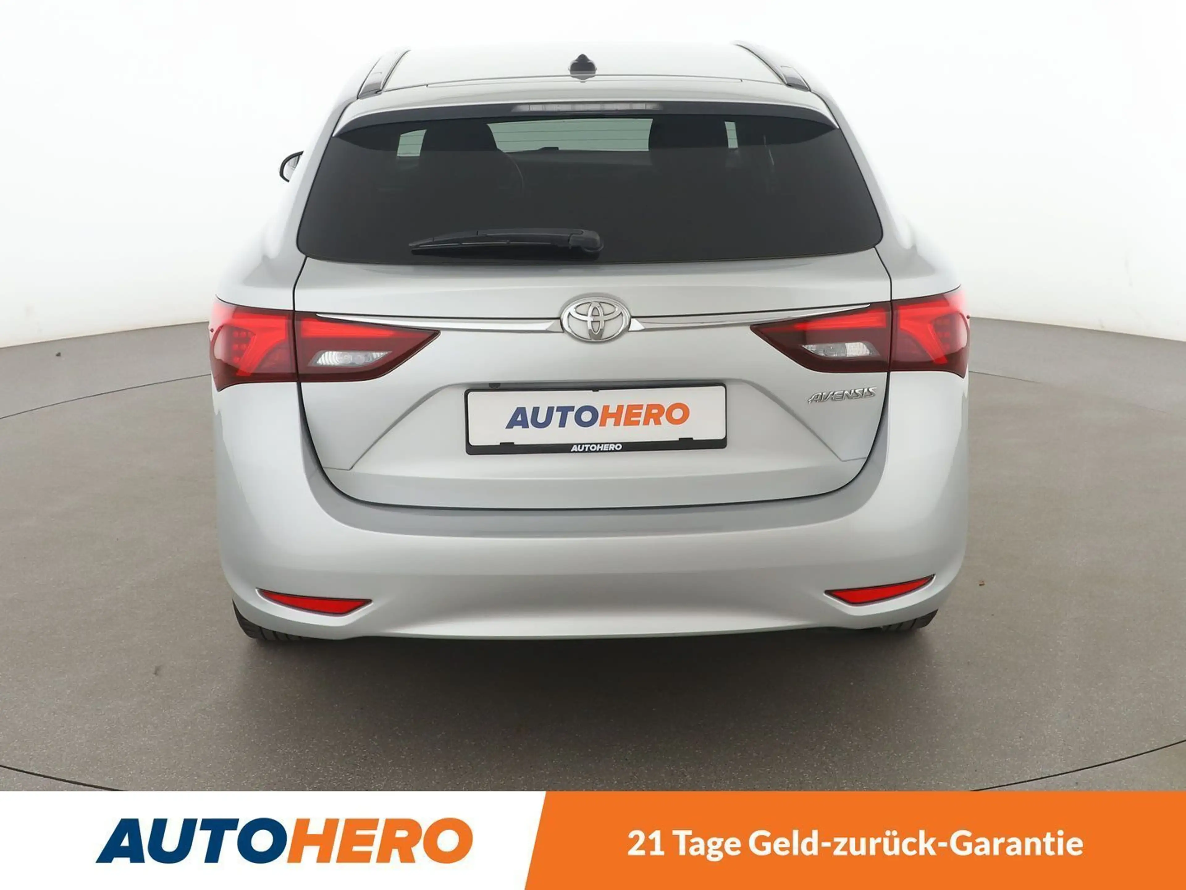 Toyota Avensis 1.8 Edition-S*NAVI*LED*TEMPO*CAM*SHZ*KLIMA* — photo 5