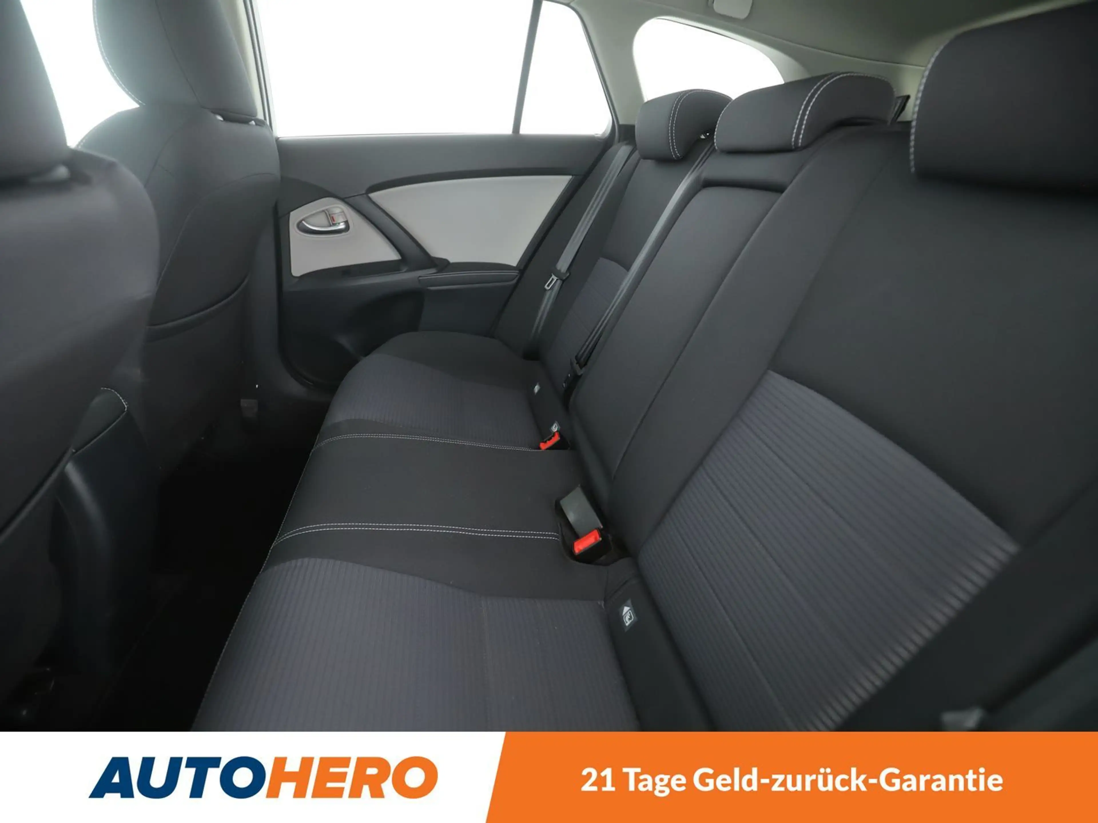 Toyota Avensis 1.8 Edition-S*NAVI*LED*TEMPO*CAM*SHZ*KLIMA* — photo 14