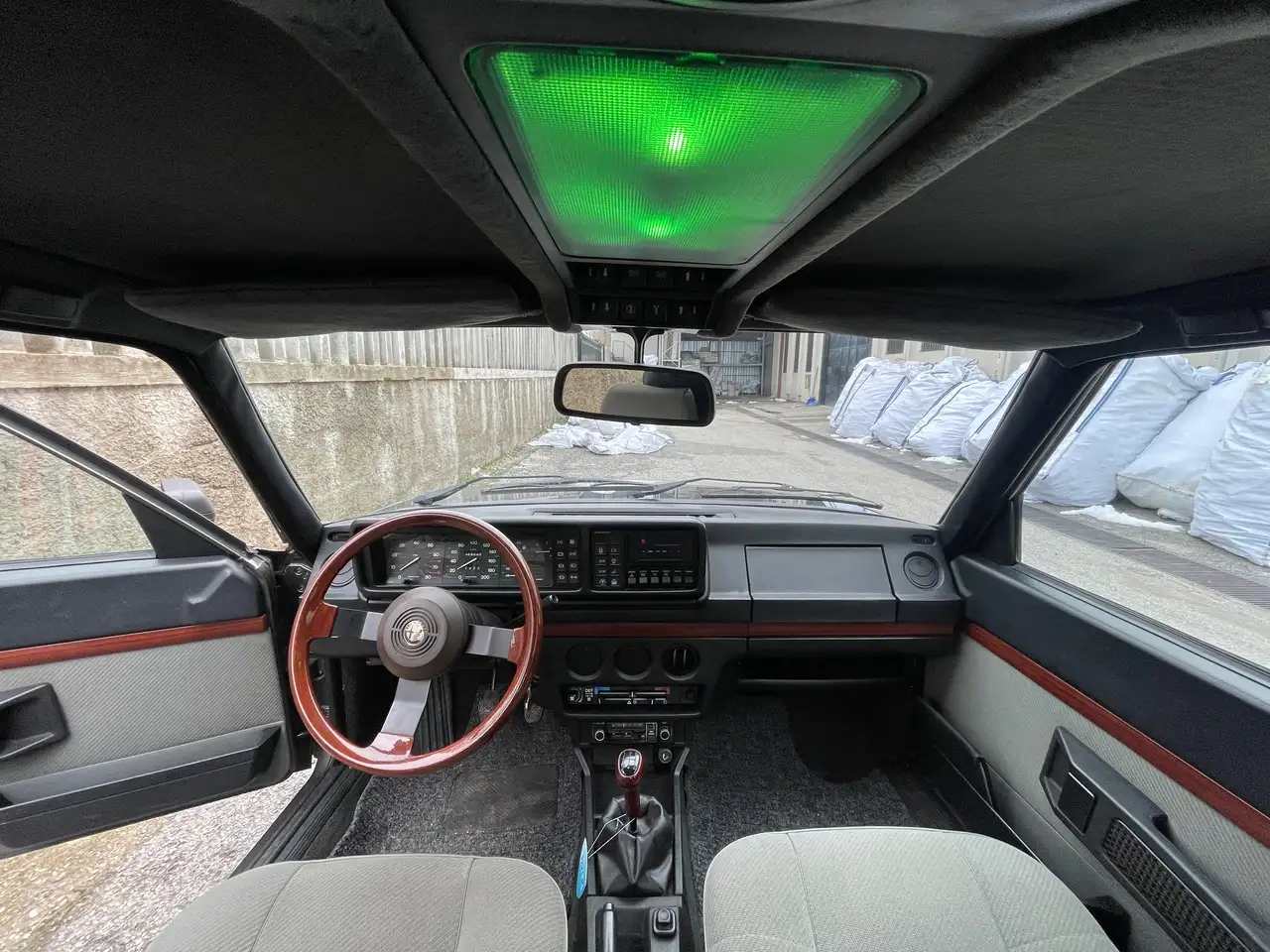 Alfa Romeo Alfetta 2.0i Quadrifoglio Oro, foto 7