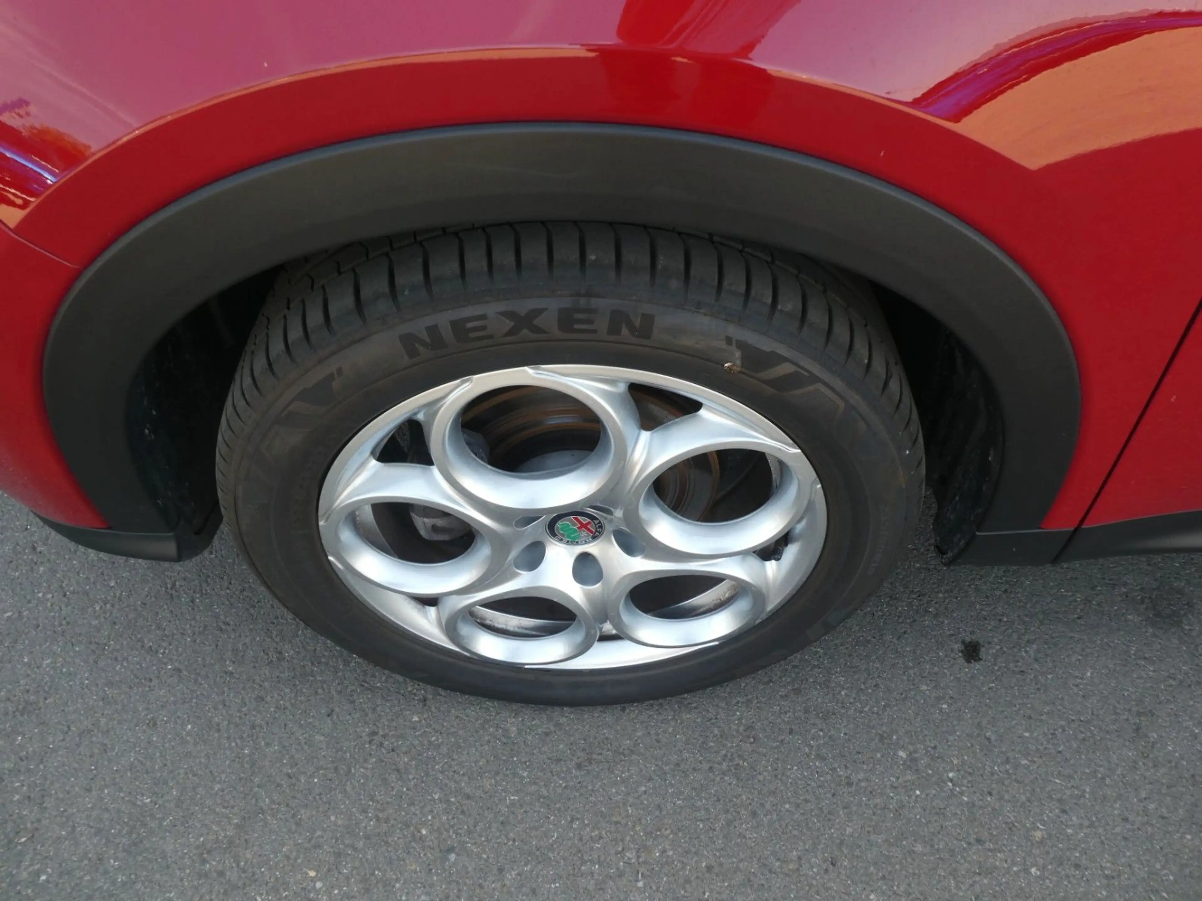 Alfa Romeo Tonale Super Klima, PDC, LMF, BT — photo 7