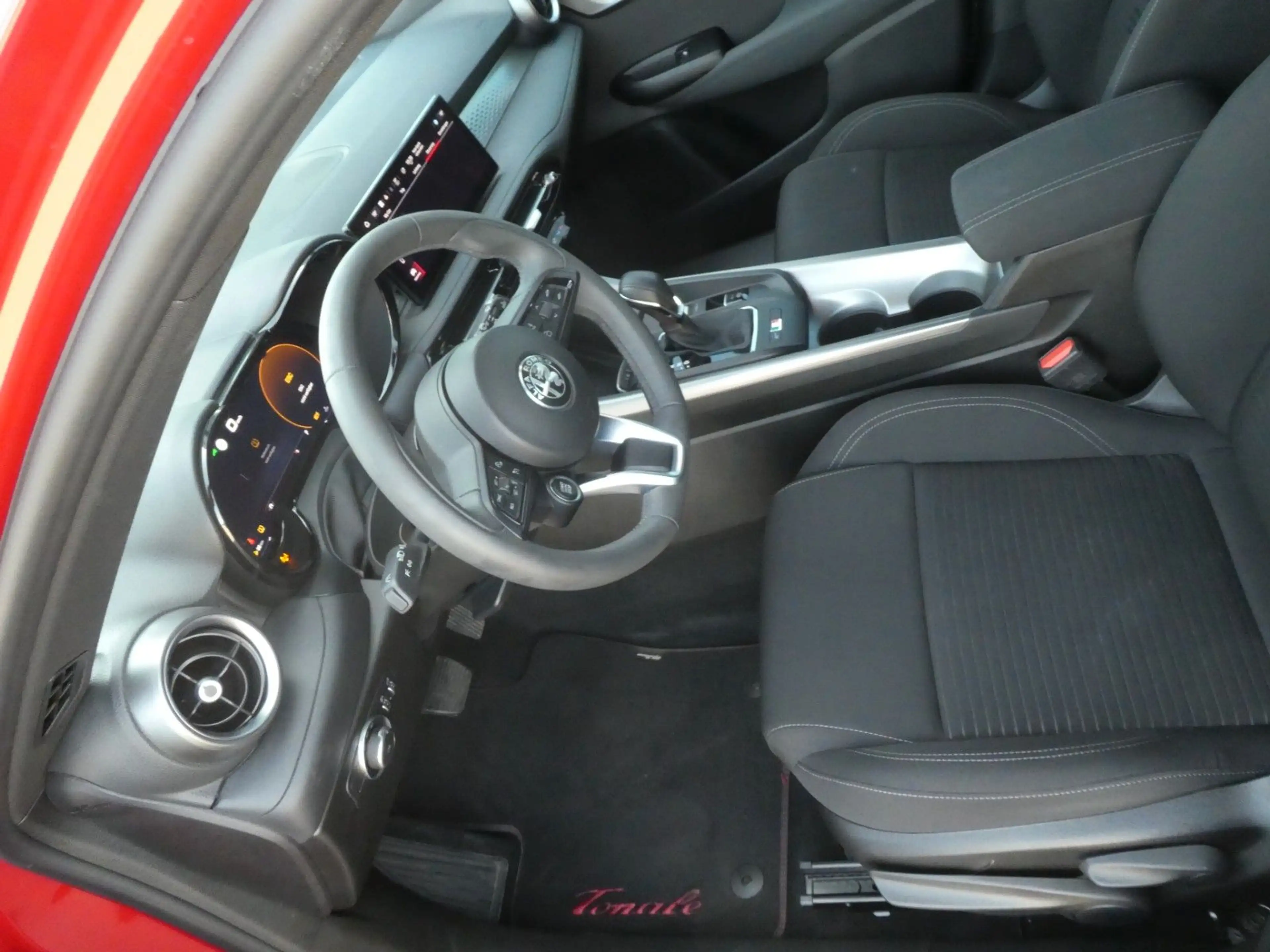 Alfa Romeo Tonale Super Klima, PDC, LMF, BT — photo 9