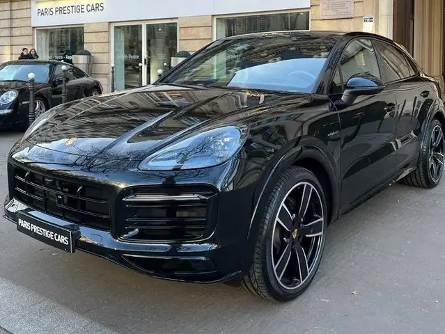 2023 Porsche Cayenne in Black for sale
