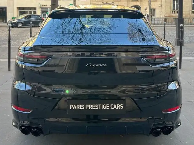 Porsche Cayenne view 6
