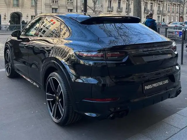 Porsche Cayenne view 7