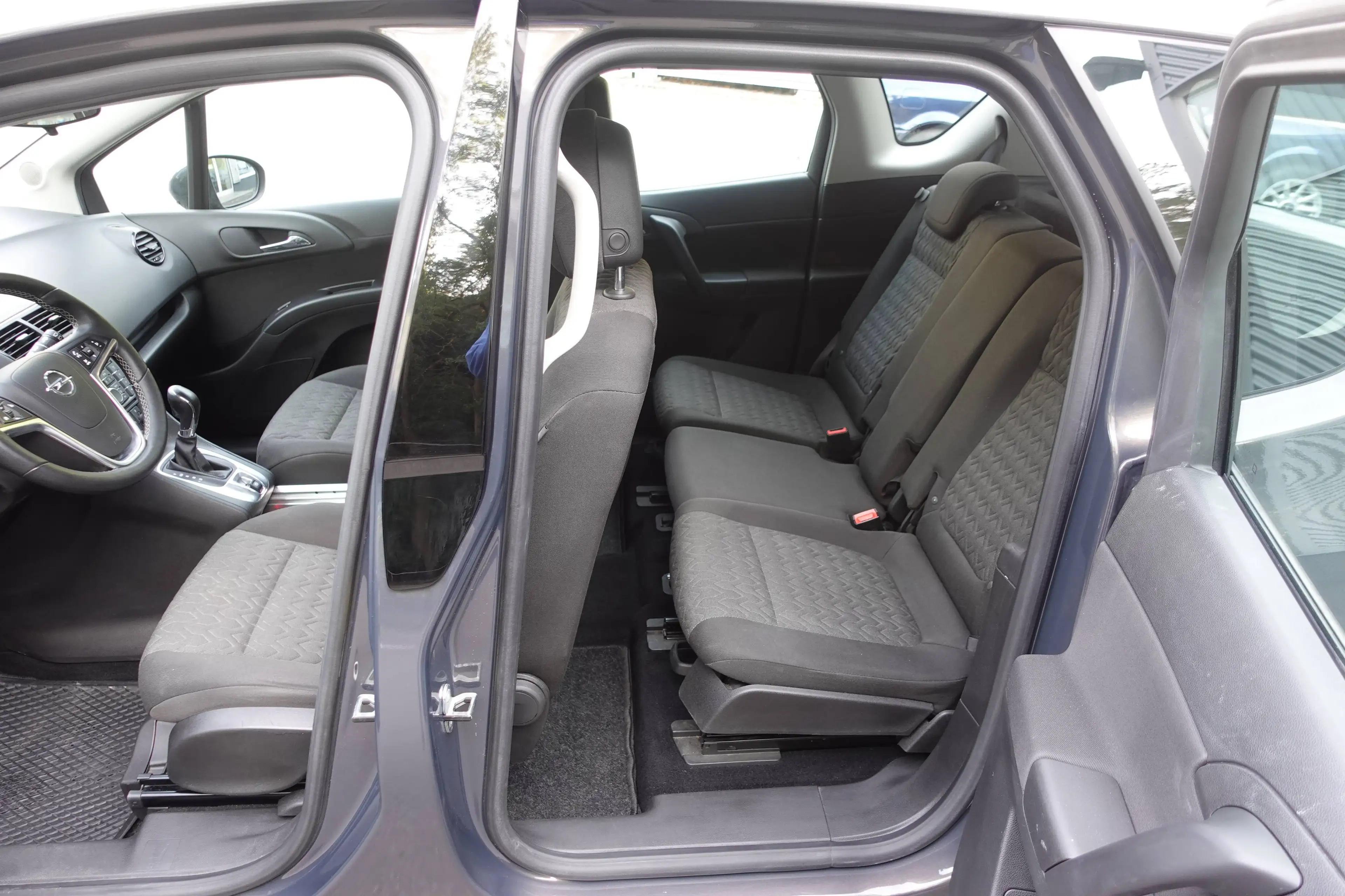 Opel Meriva Active Automatik Klimaautomatik 49tKm !! — photo 8