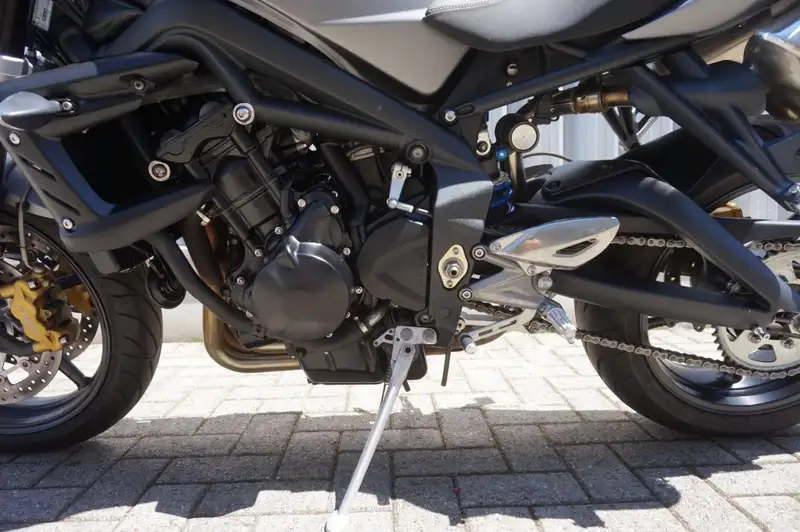 Triumph Street Triple - foto 6