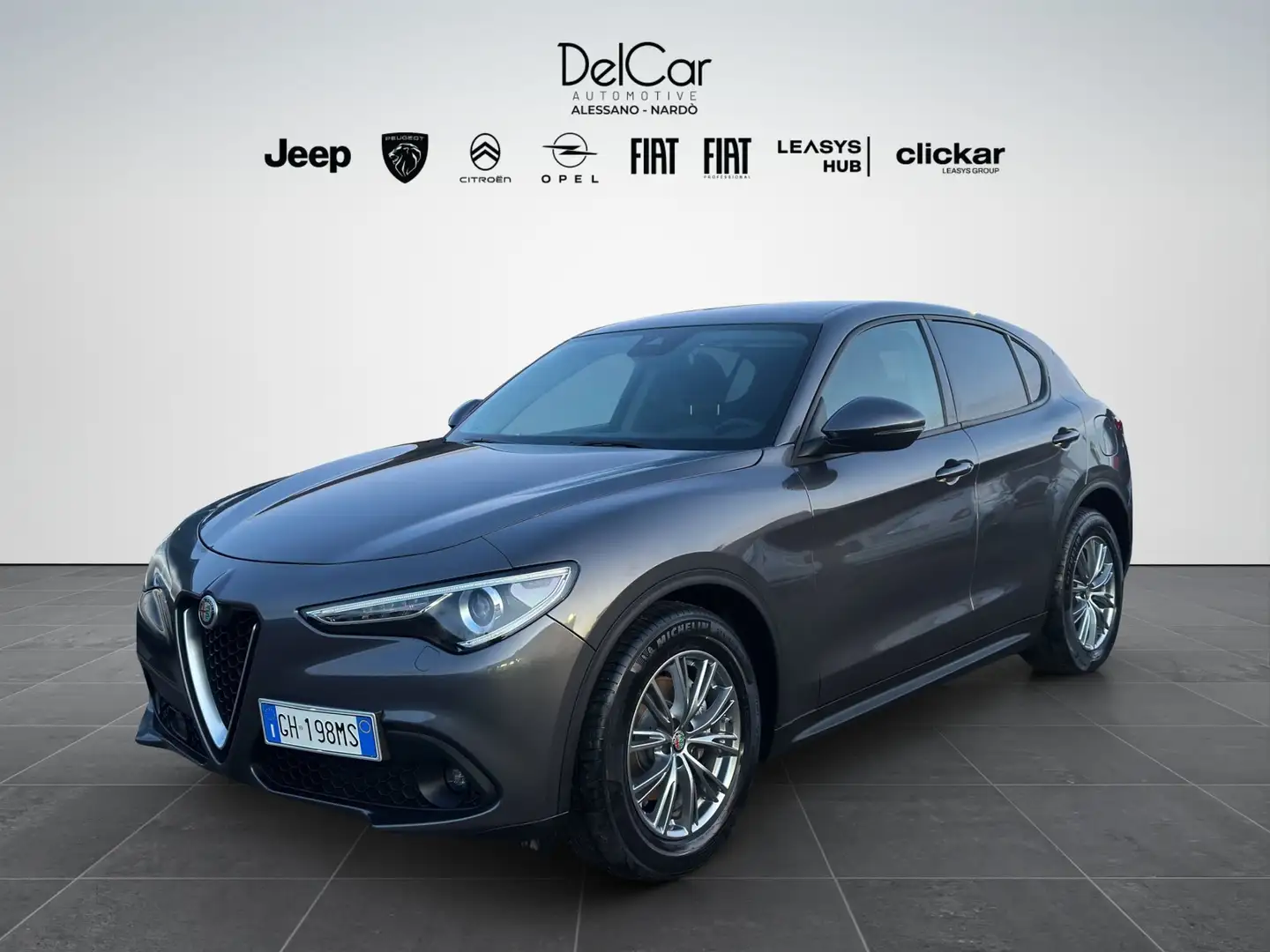 Alfa Romeo Stelvio Stelvio 2.2 Turbo Diesel 160 Cv. AT8 RWD Business Grigio - 2