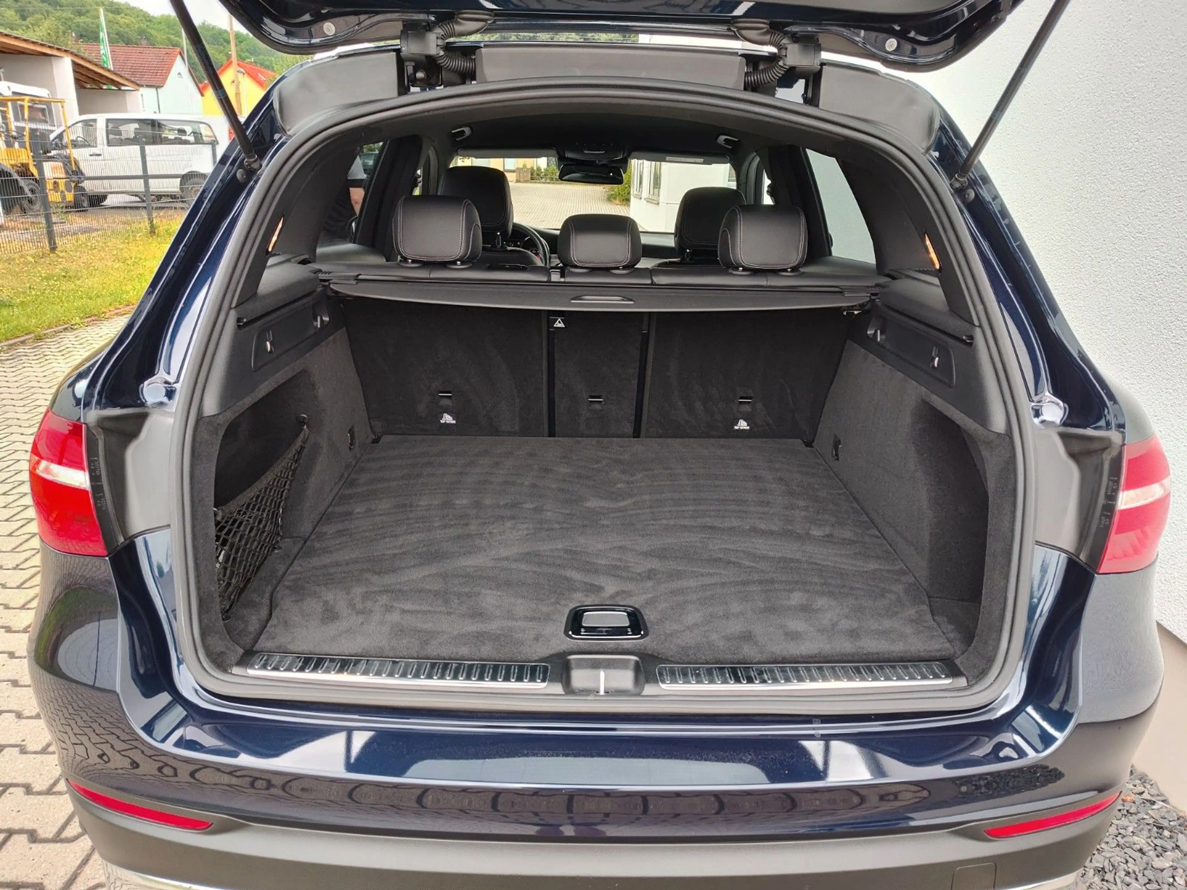 Mercedes-Benz GLC 250 4Matic Edition One -LED-360°-DAB+ STHZ — photo 8